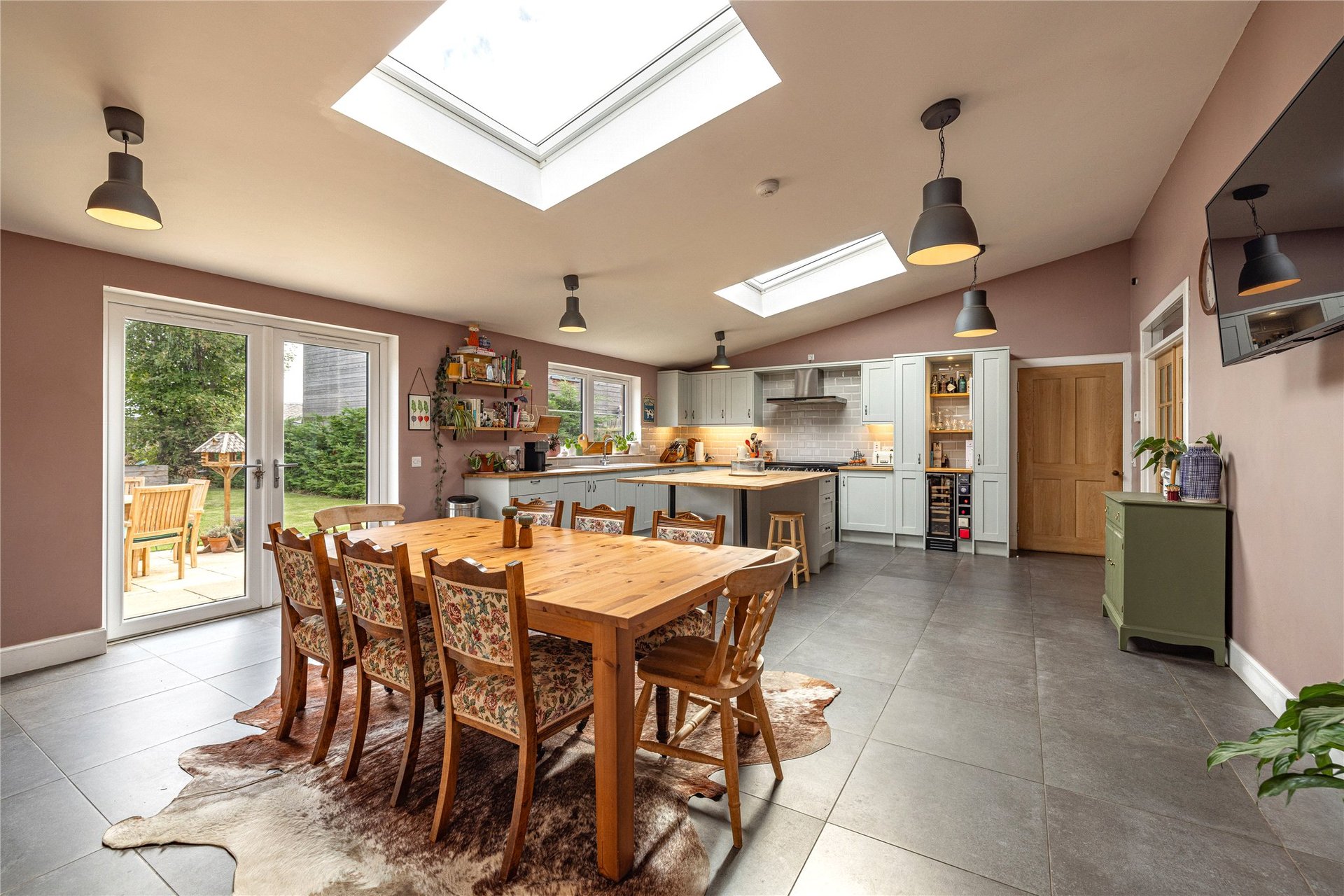 2 The Green, St. Boswells, Melrose, Scottish Borders, TD6 0ET - Picture #2