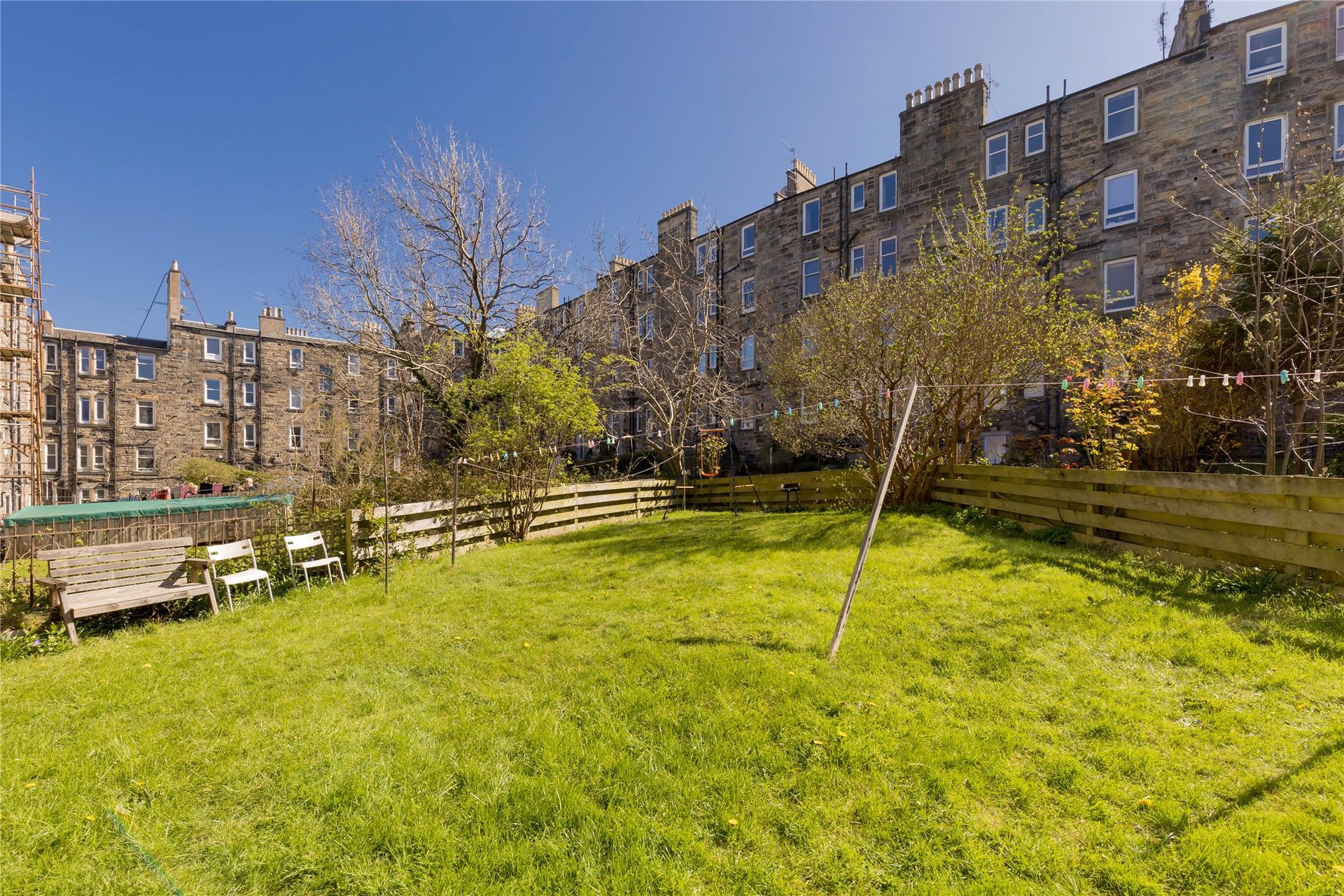 12 (1f2), Meadowbank Terrace, Edinburgh, Midlothian, EH8 7AR - Picture #10