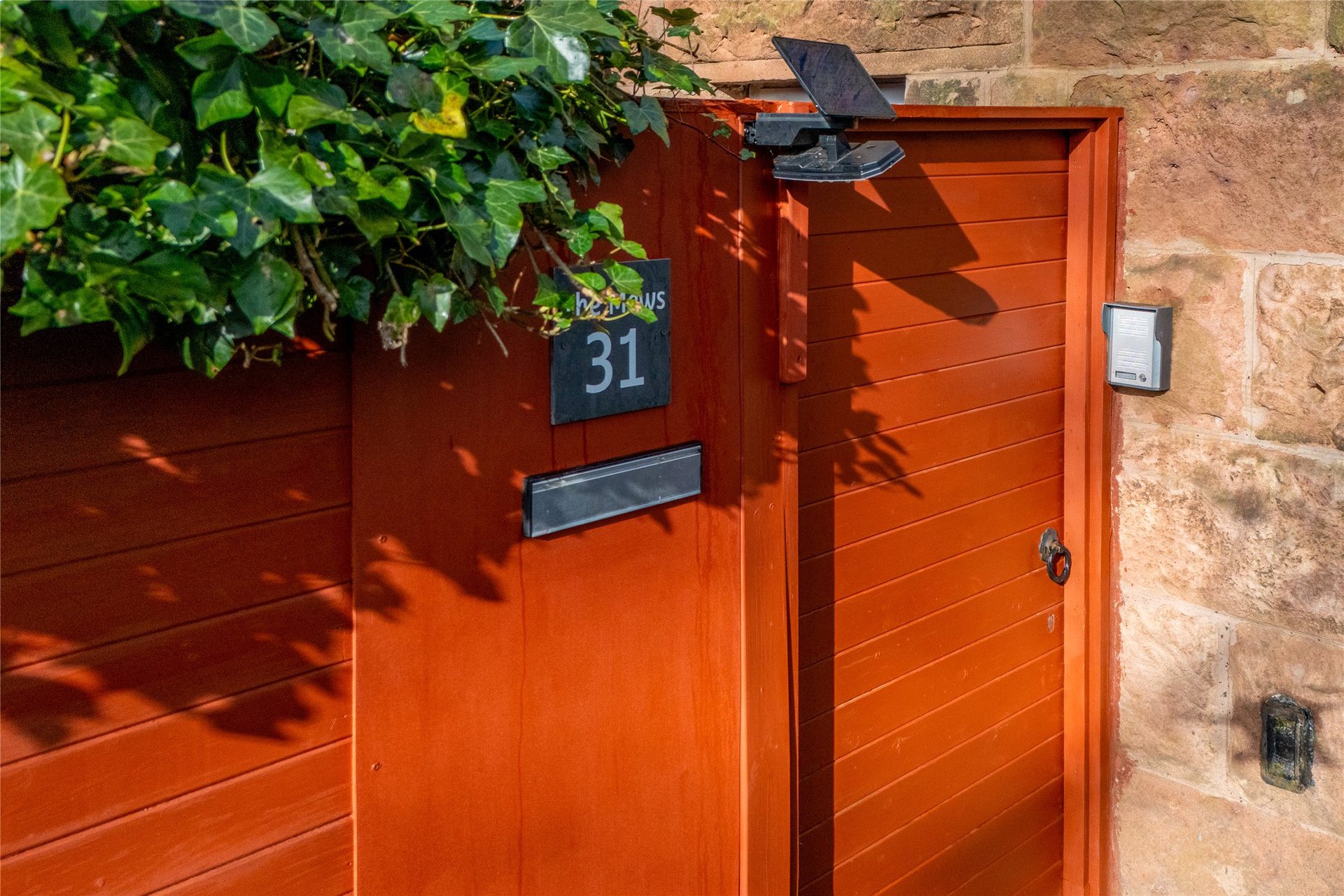 Mews, 31 Cleveden Drive Lane, Kirklee, Glasgow, G12 0RZ - Picture #2