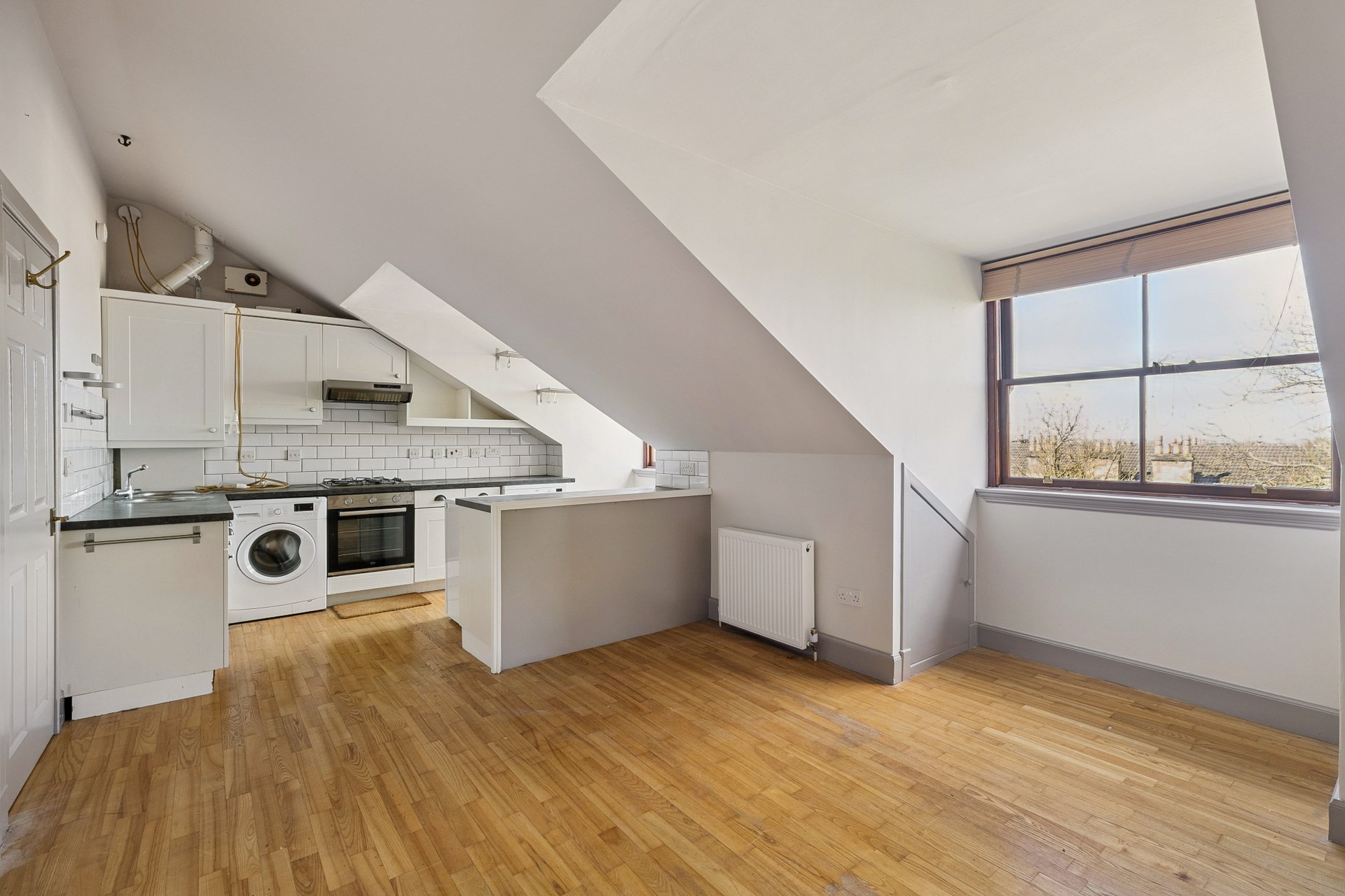 Top Flat, 40 Cecil Street, Glasgow, G12 8RJ - Picture #5