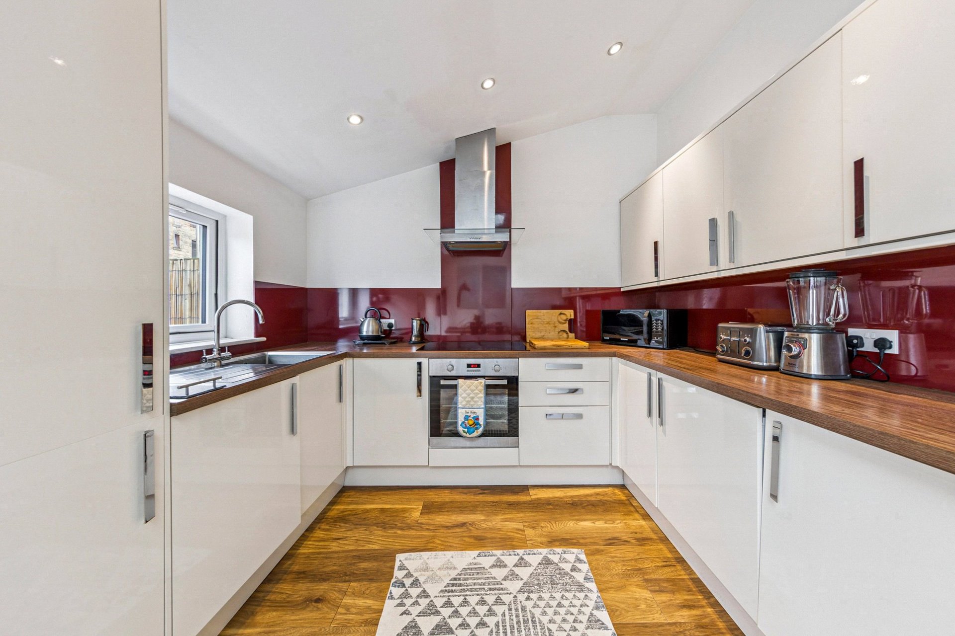 18 Victoria Park Street, Scotstoun, Glasgow, G14 9QA - Picture #15