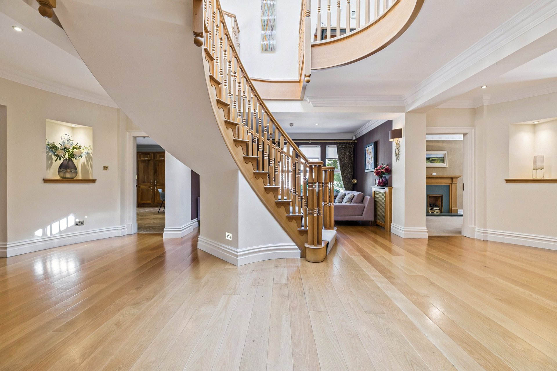 Kinnaird House, 3 Drymen Wynd, Bearsden, G61 2UB - Picture #5