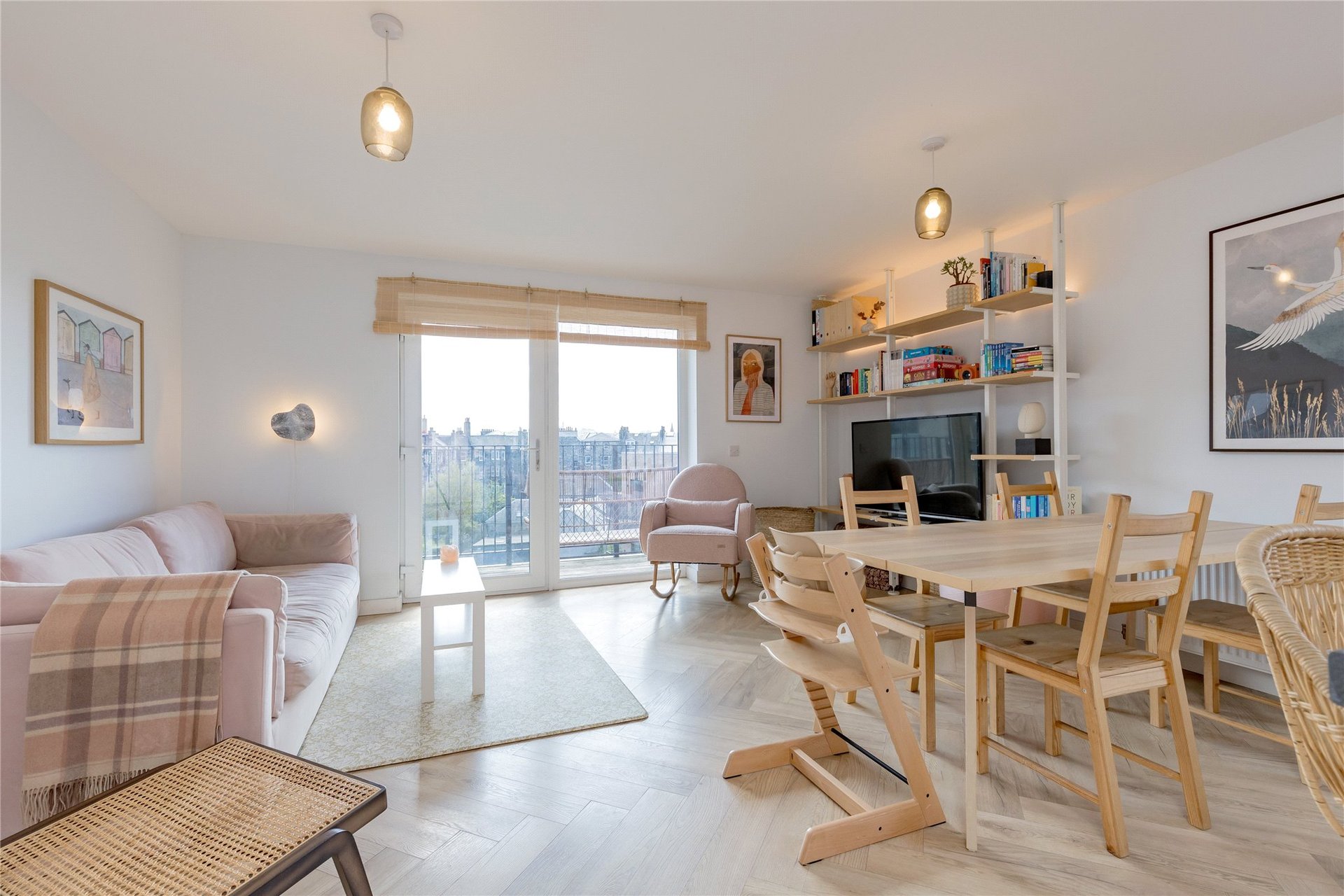 22/21 Pillans Place, Leith, Edinburgh, EH6 7AZ - Picture #3