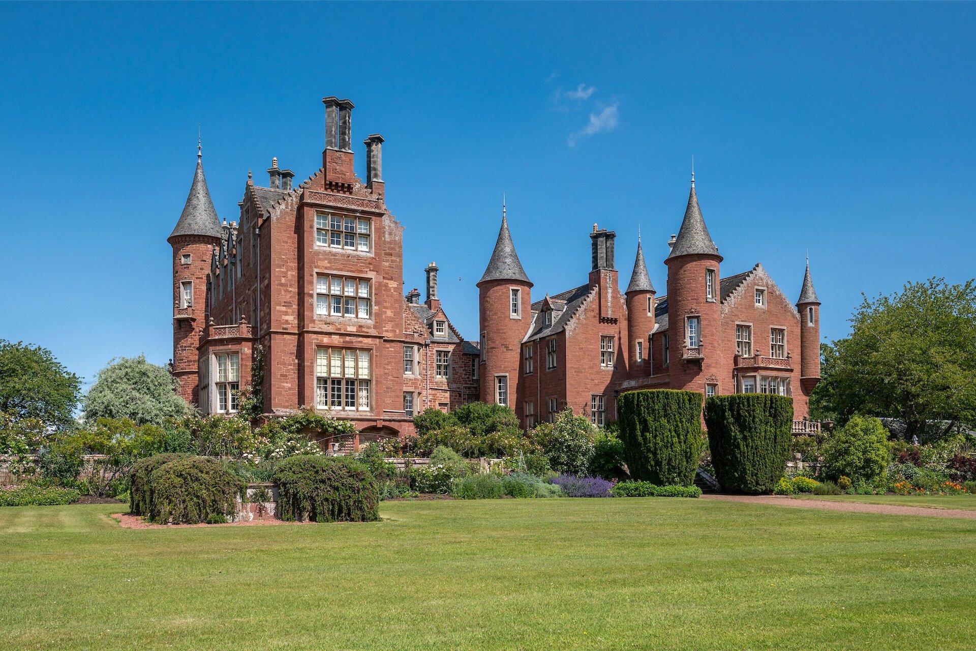 McLaren Wing, Tyninghame House, Dunbar, East Lothian, EH42 1XW - Picture #1