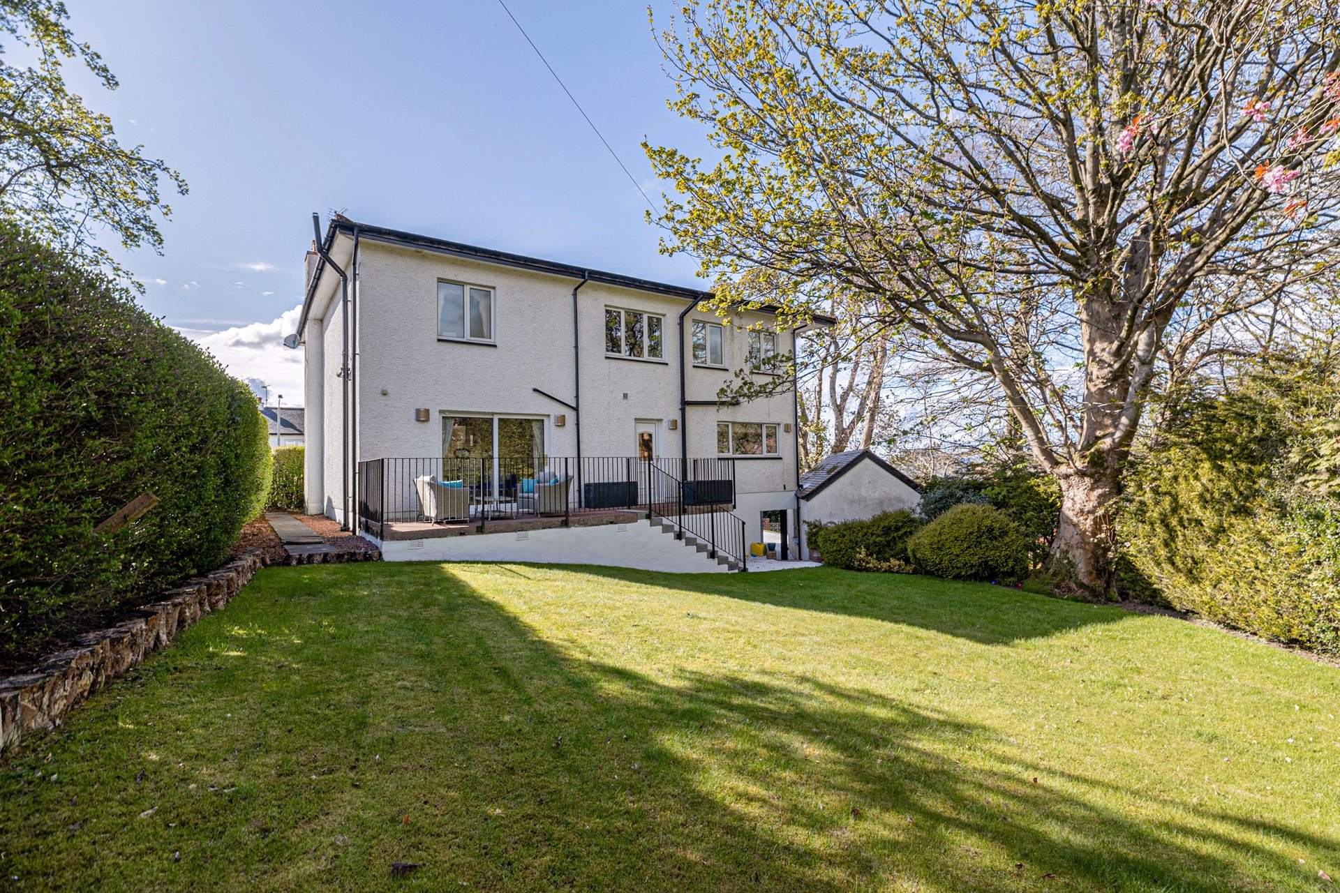 18 Falkland Avenue, Newton Mearns, Glasgow, G77 5DR - Picture #40