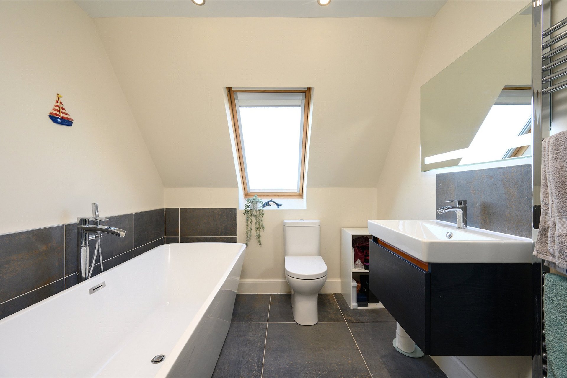 Redheugh, 13 Bayswell Park, Dunbar, East Lothian, EH42 1AE - Picture #27