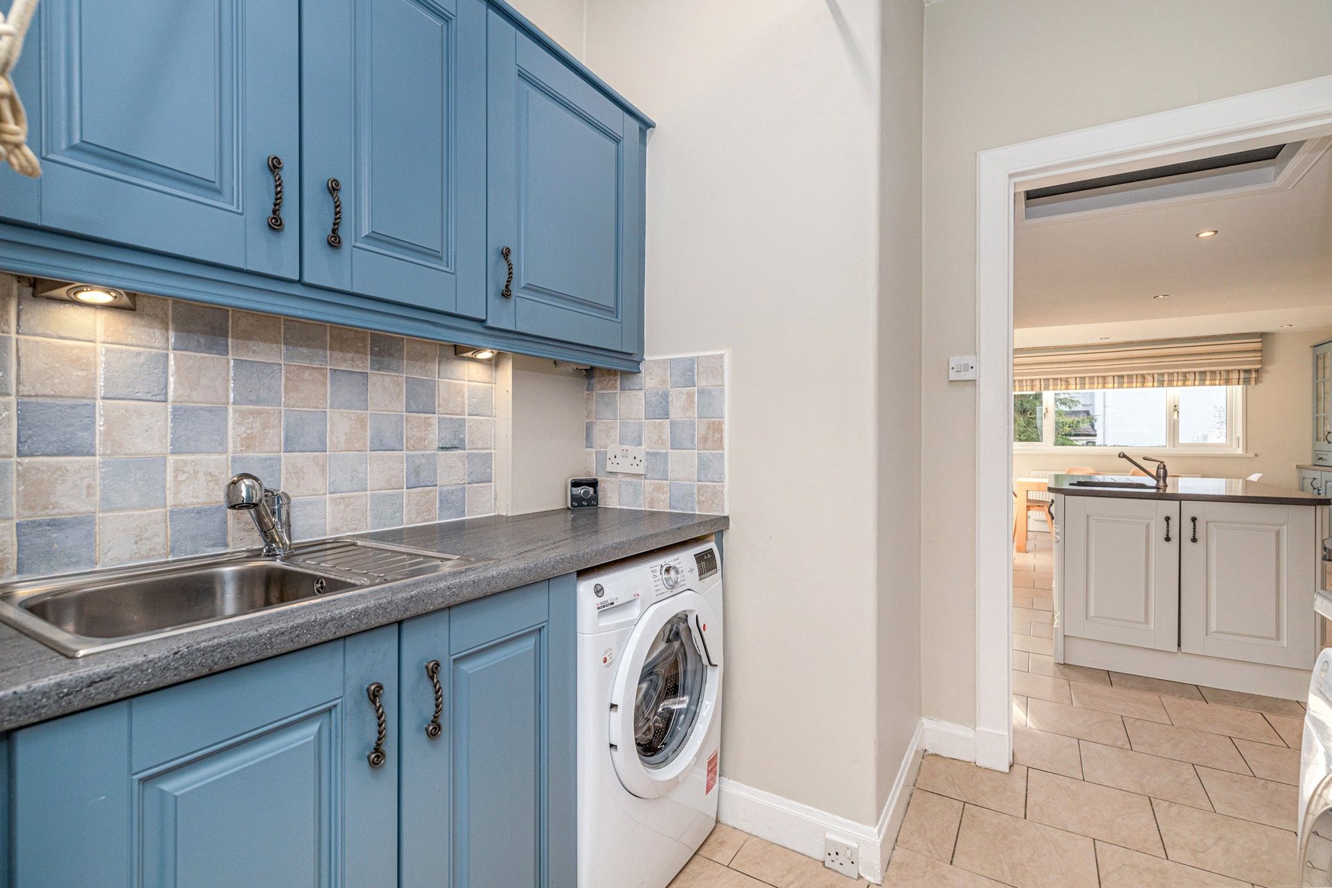 2 Burnside Road, Whitecraigs, Glasgow, East Renfrewshire, G46 6TT - Picture #18