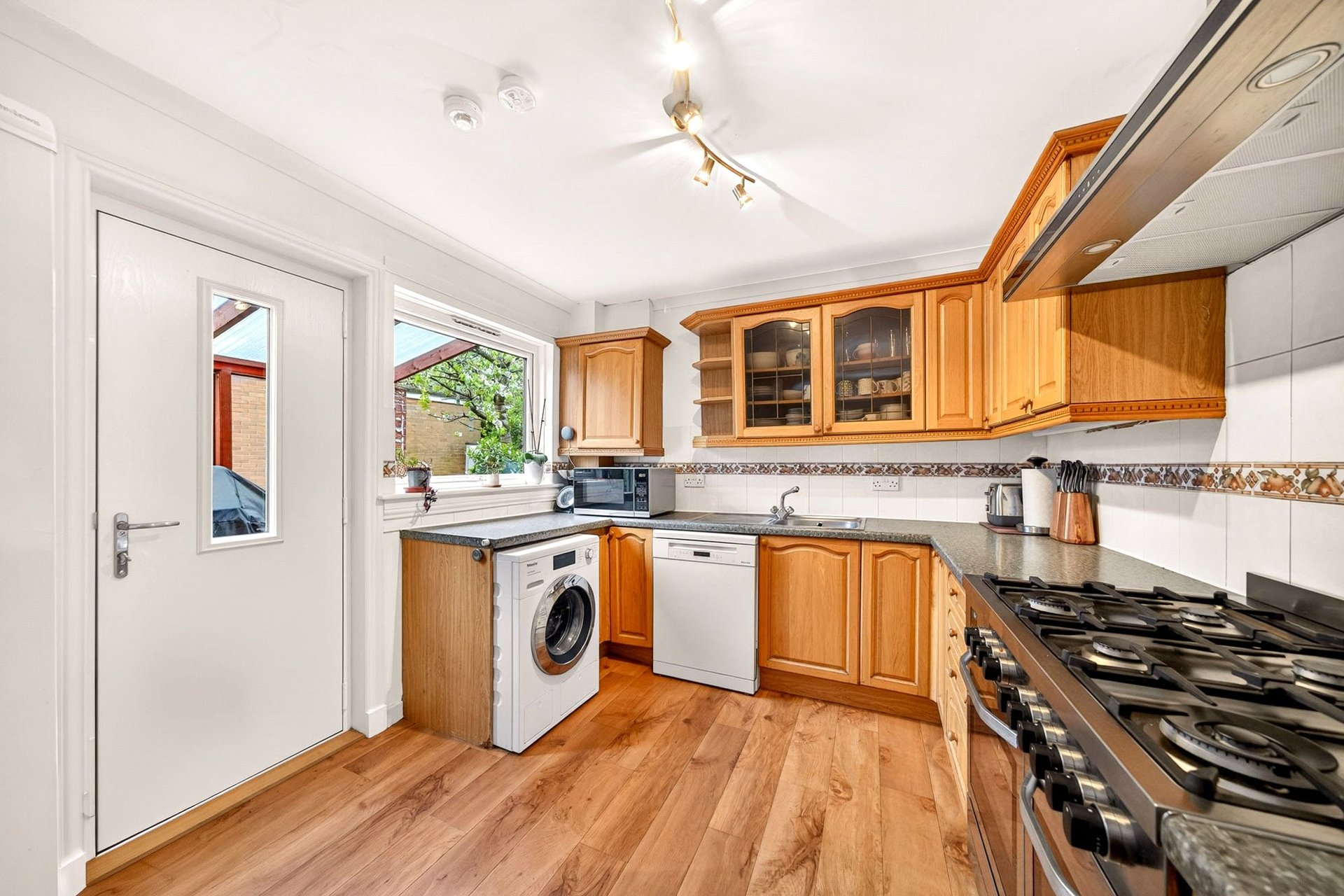 14 Redford Walk, Edinburgh, EH13 0AG - Picture #12