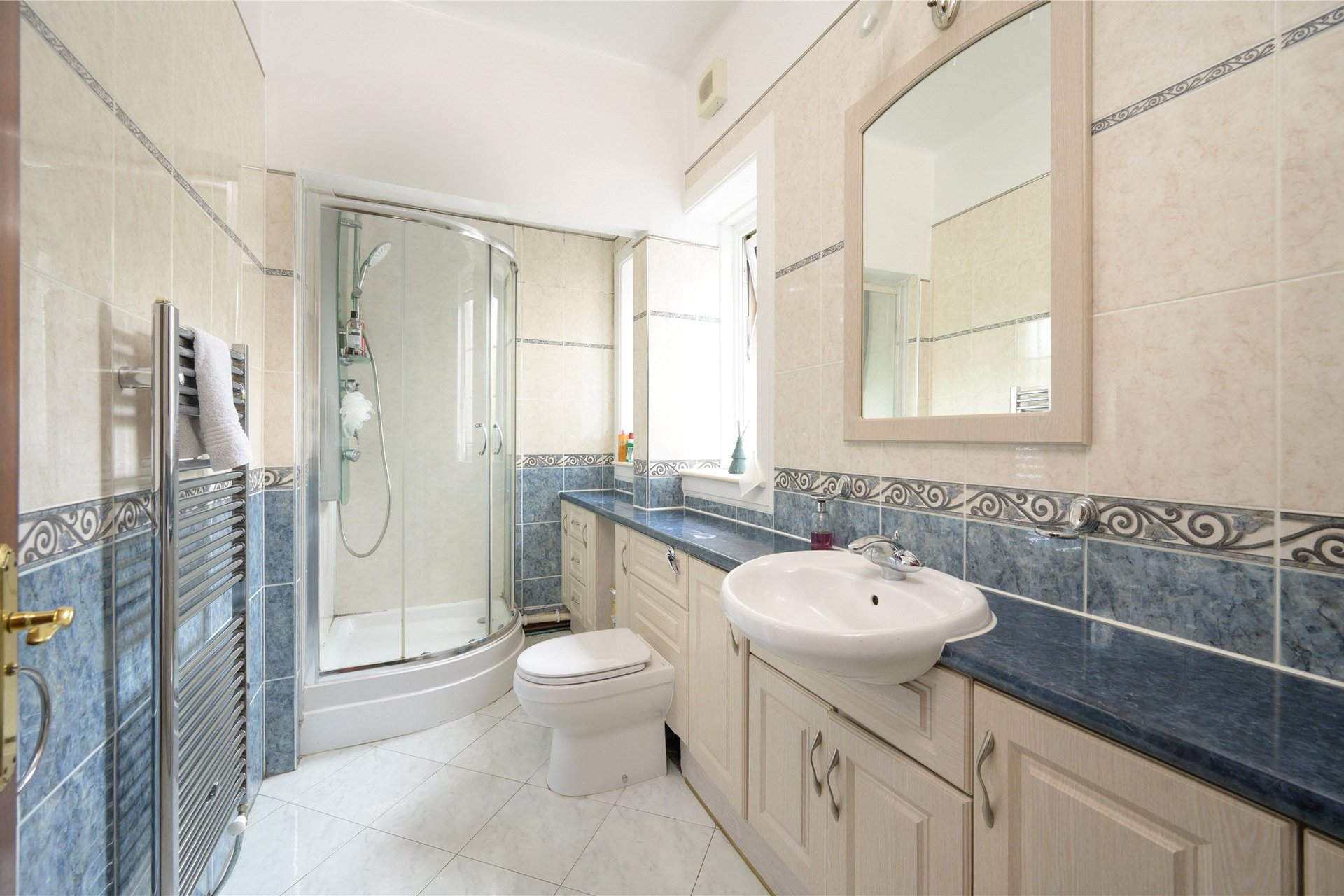 Hillcrest House, 54 Carnock Road, Dunfermline, Fife, KY12 9NT - Picture #8