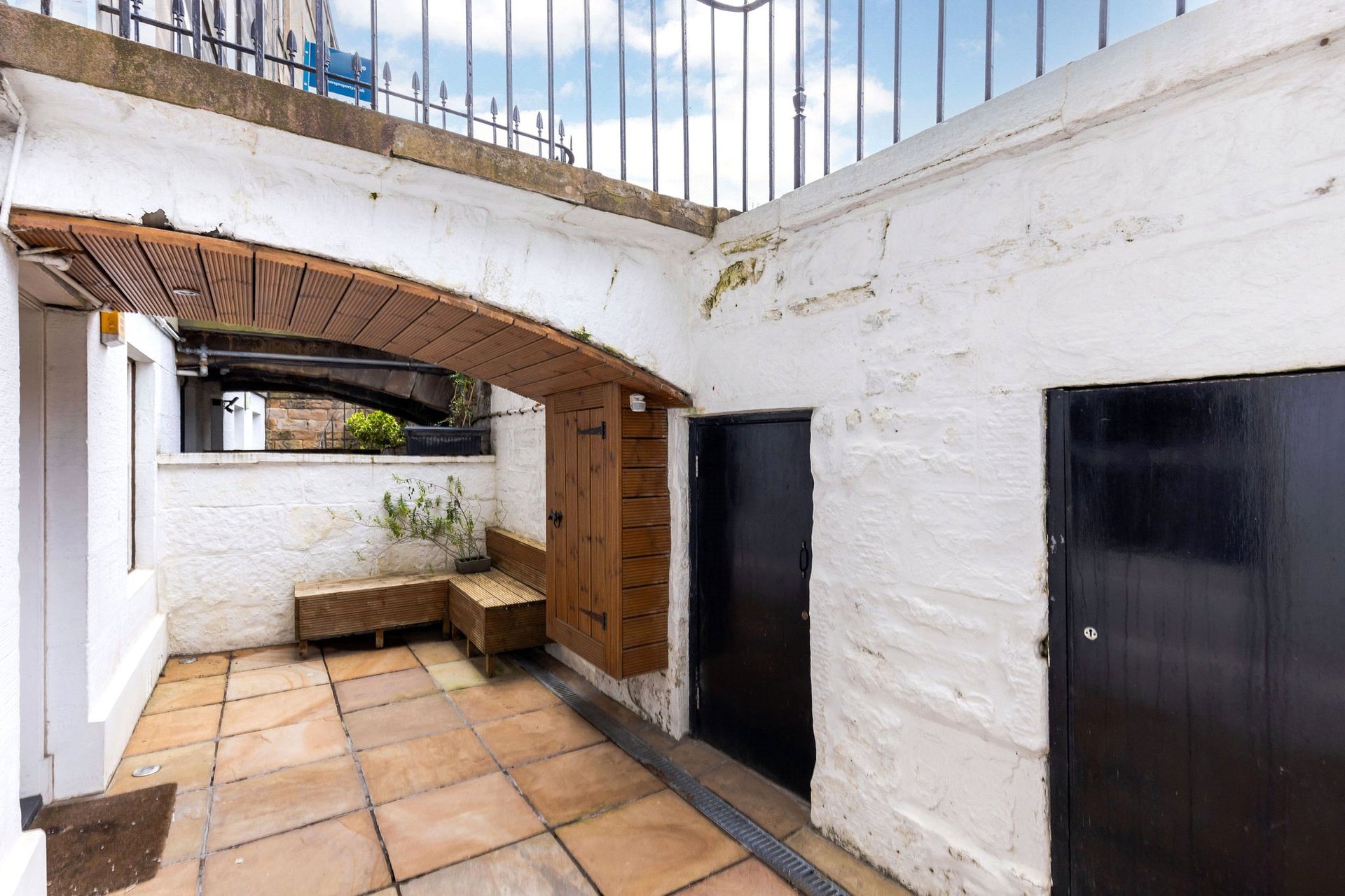 23A Gardner's Crescent, Edinburgh, Midlothian, EH3 8DE - Picture #4