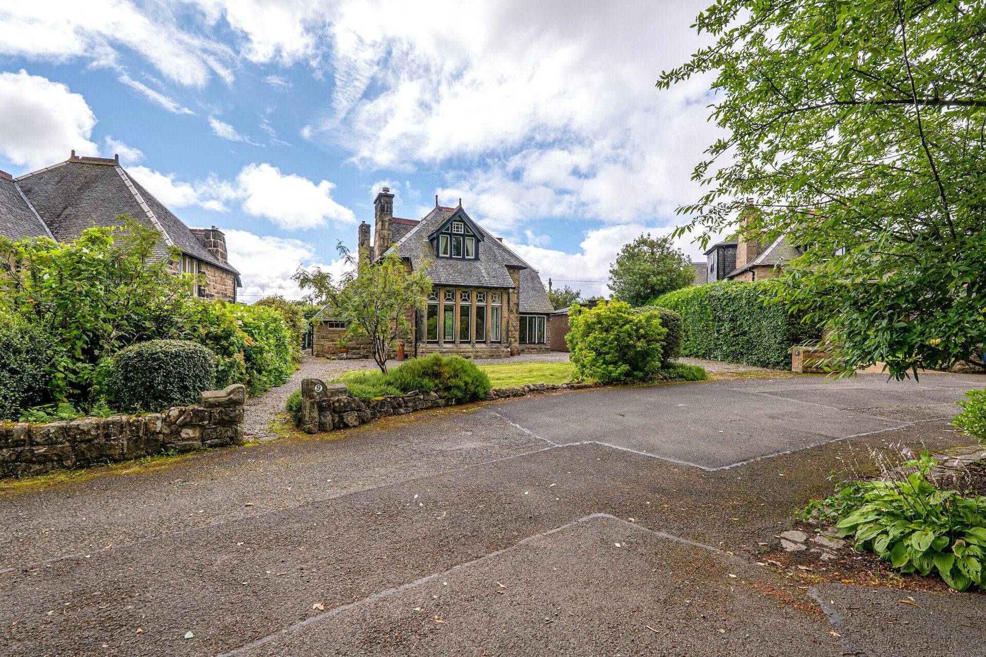 9 Grove Park, Lenzie, G66 5AH - Picture #1