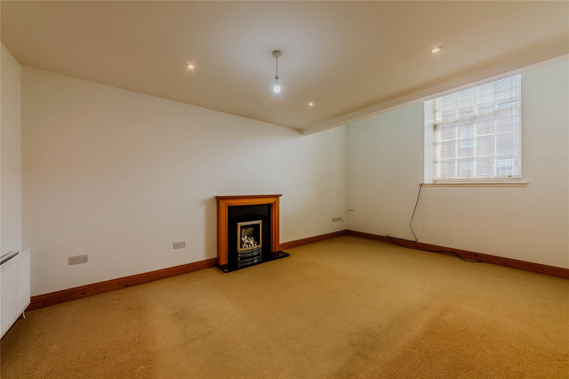 5B Ravensdowne, Berwick-upon-Tweed, Northumberland, TD15 1HX - Picture #2