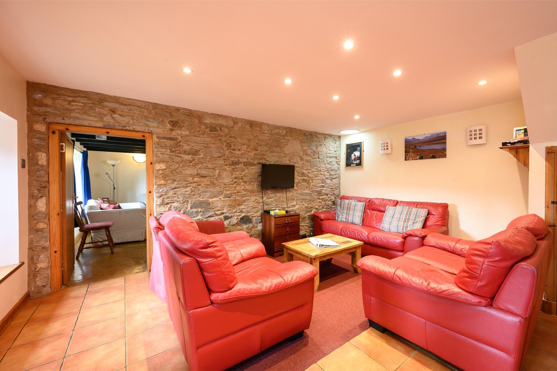 Elm (Bugaboo) and Larch Cottage, Weem, Aberfeldy, Perth and Kinross, PH15 2LD - Picture #11
