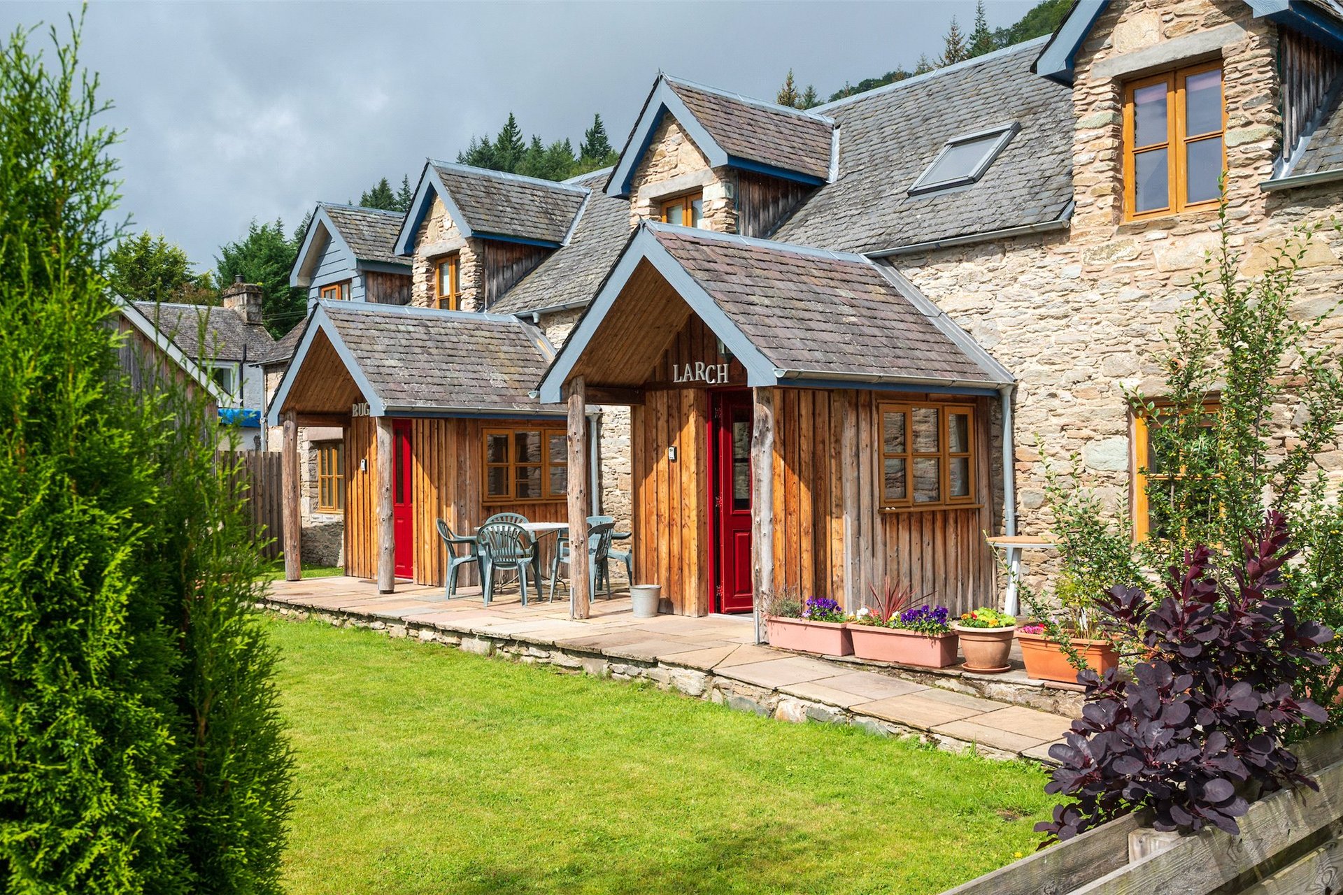 Elm (Bugaboo) and Larch Cottage, Weem, Aberfeldy, Perth and Kinross, PH15 2LD - Picture #18