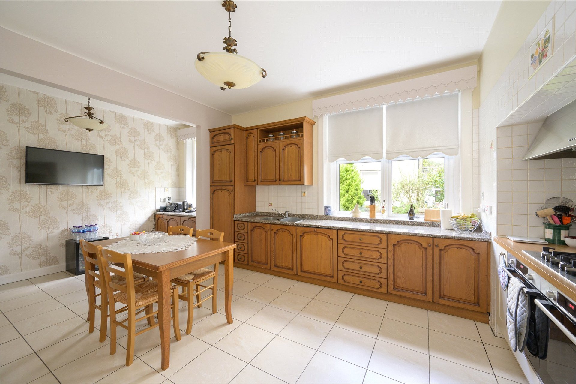 Hillcrest House, 54 Carnock Road, Dunfermline, Fife, KY12 9NT - Picture #7