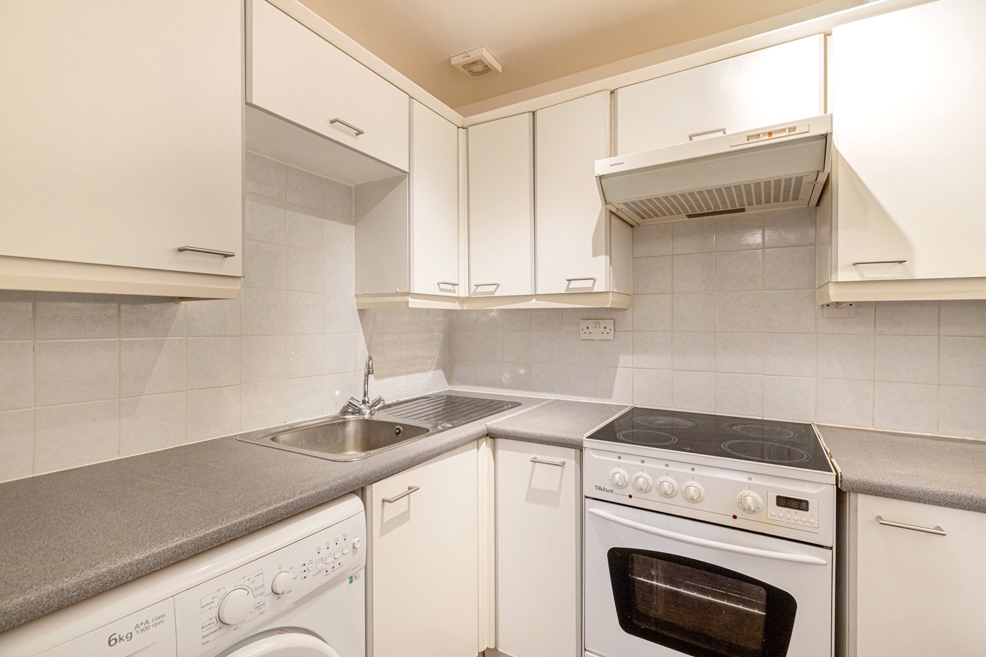 2/1, 95 Avenuepark Street, North Kelvinside, Glasgow, G20 8LL - Picture #8