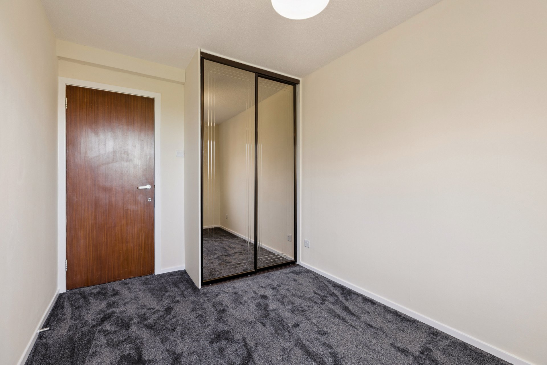 2/2, 7 Knowehead Gardens, Glasgow, Glasgow City, G41 5RE - Picture #12