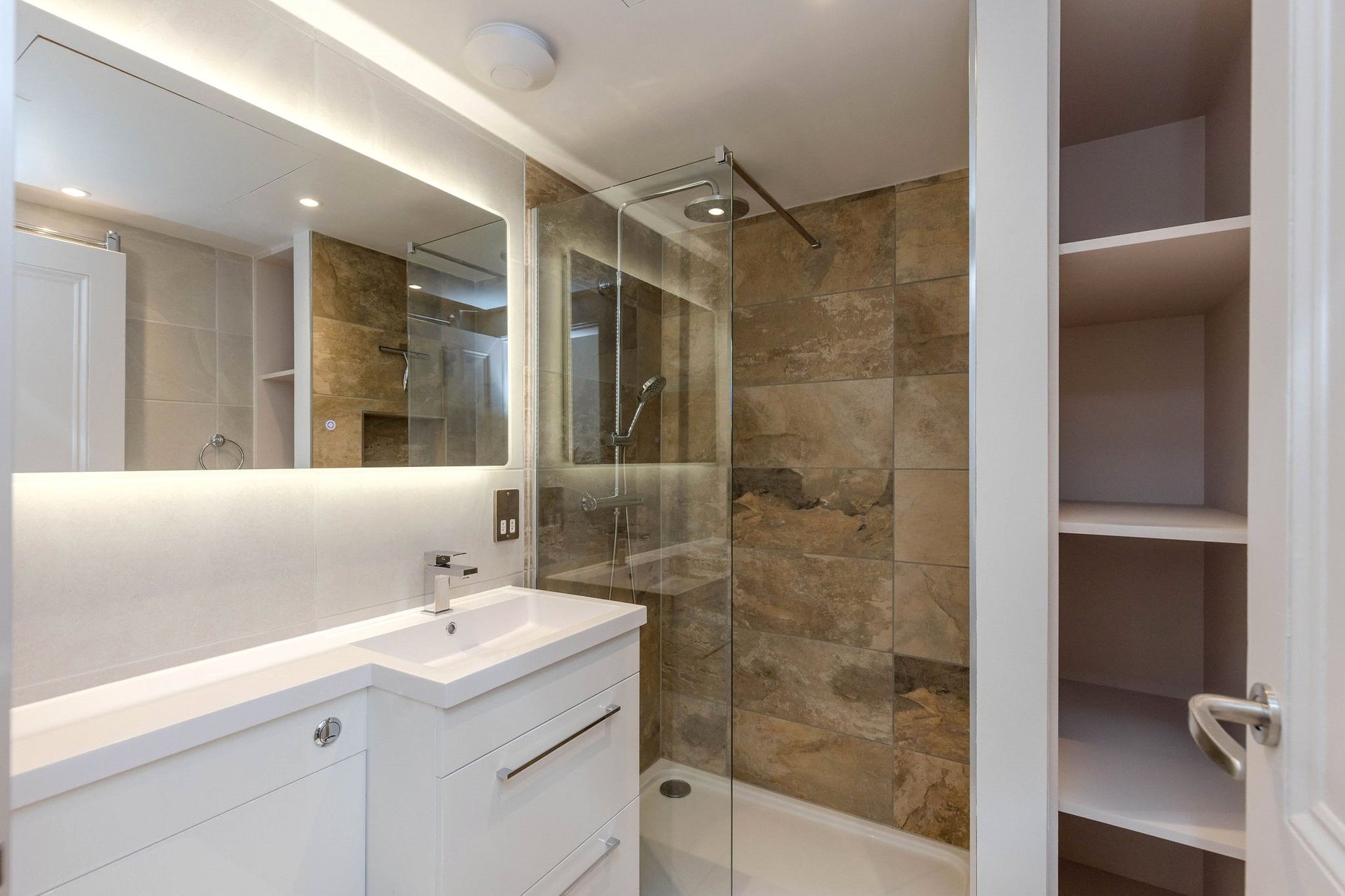 12 Balmoral Place, Edinburgh, Midlothian, EH3 5JA - Picture #8