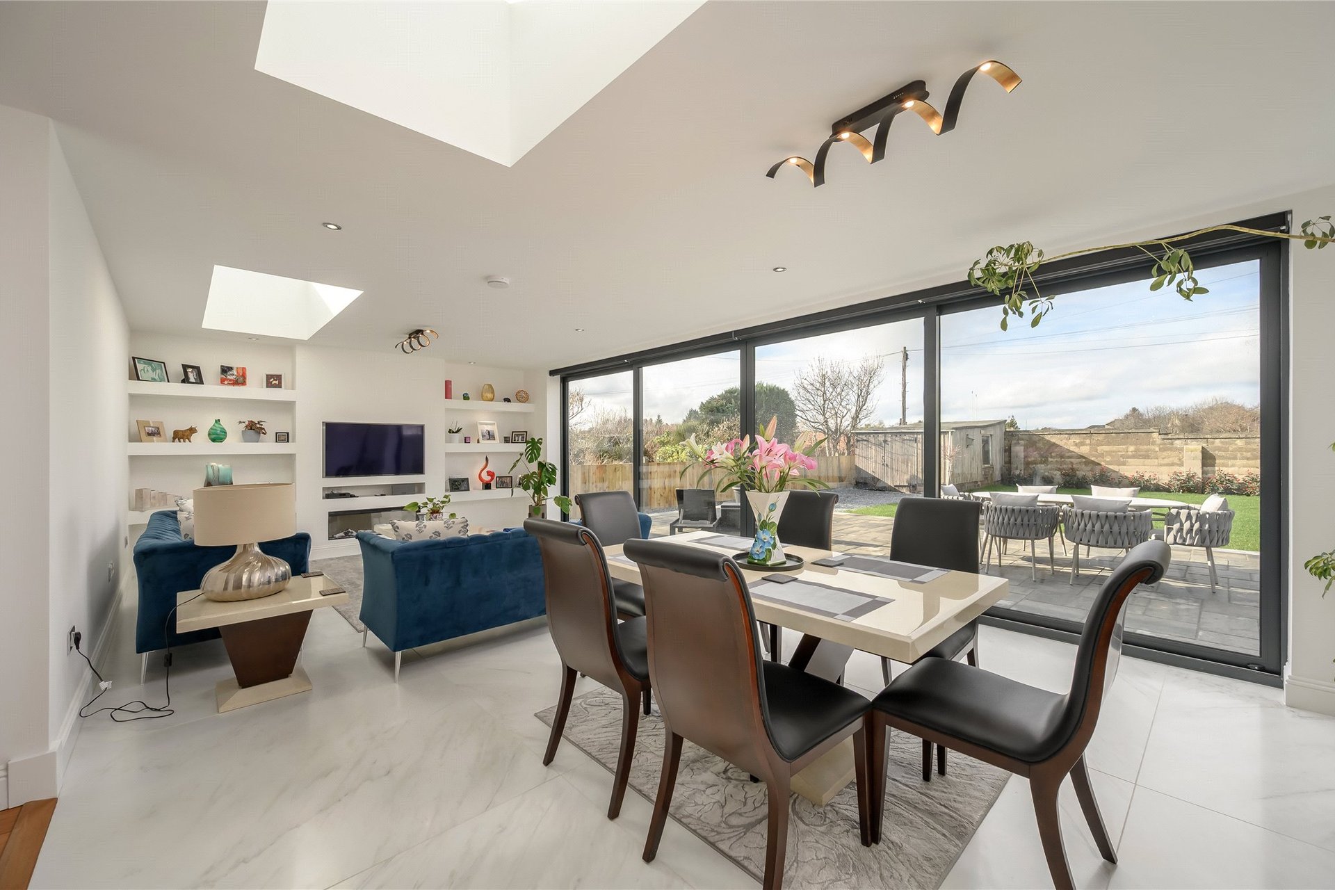 97 Netherby Road, Trinity, Edinburgh, EH5 3LR - Picture #2