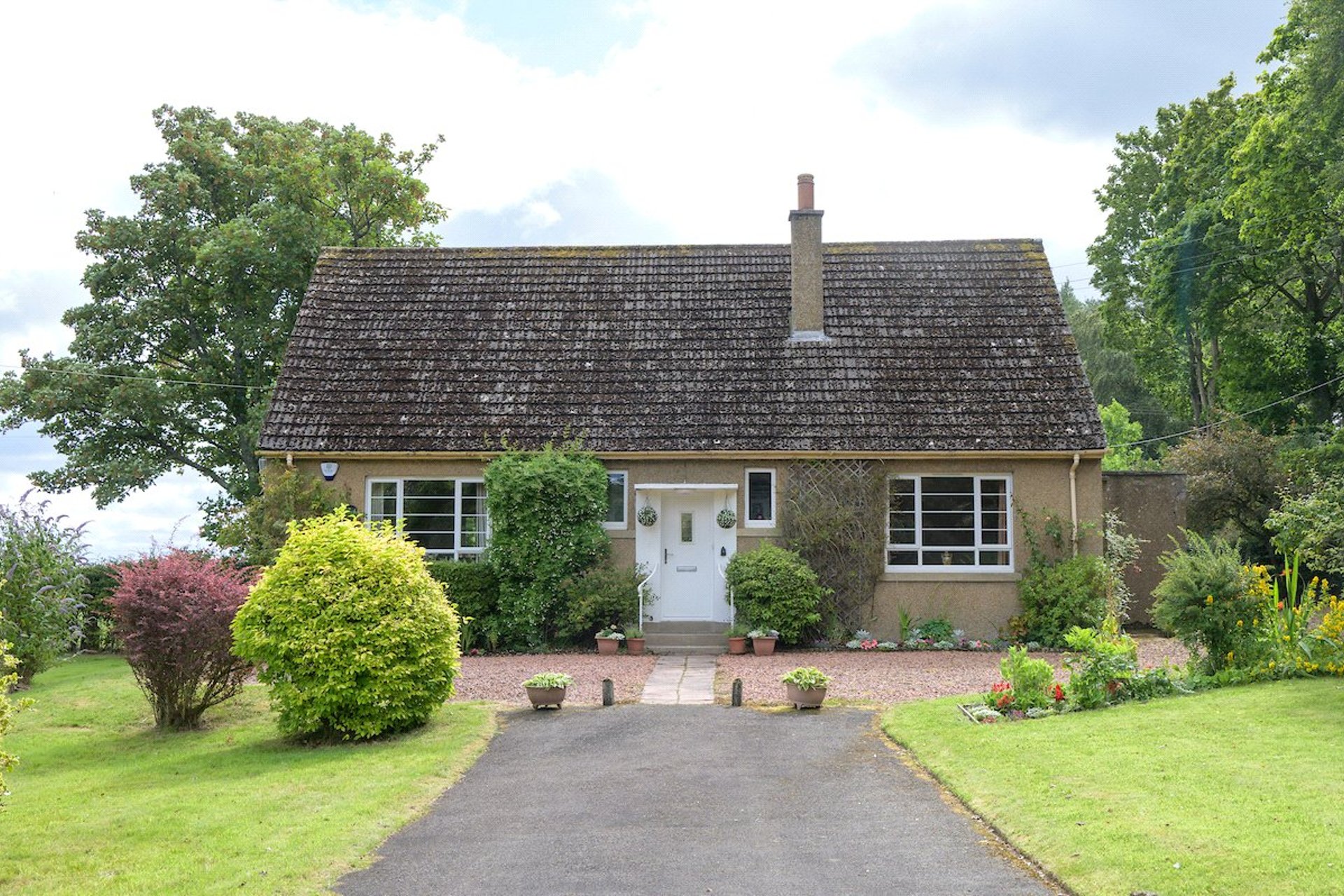 Whitegate House, Penicuik, Midlothian, EH26 0PR - Picture #24