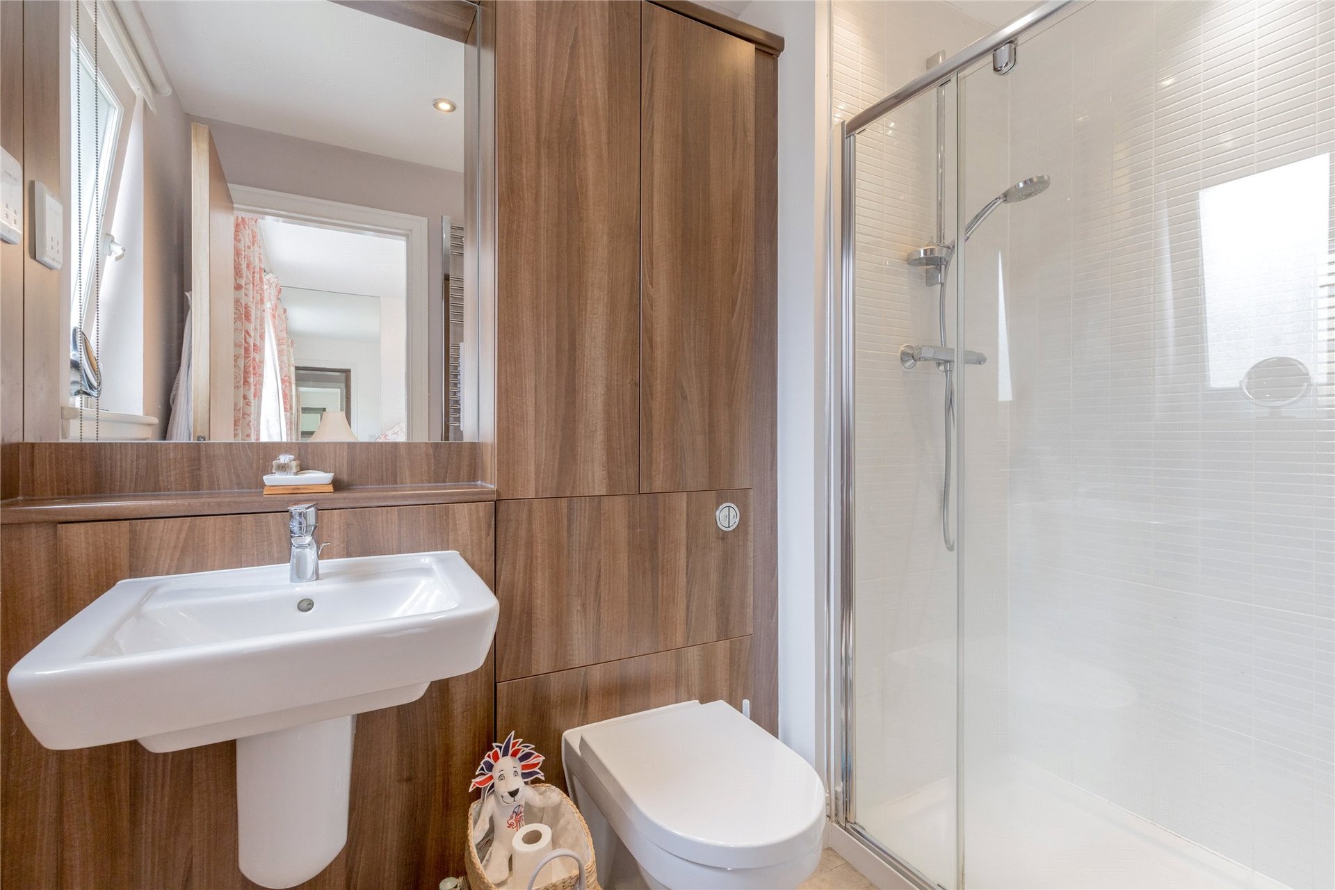 12 Larkfield Gardens, Edinburgh, EH5 3QA - Picture #10