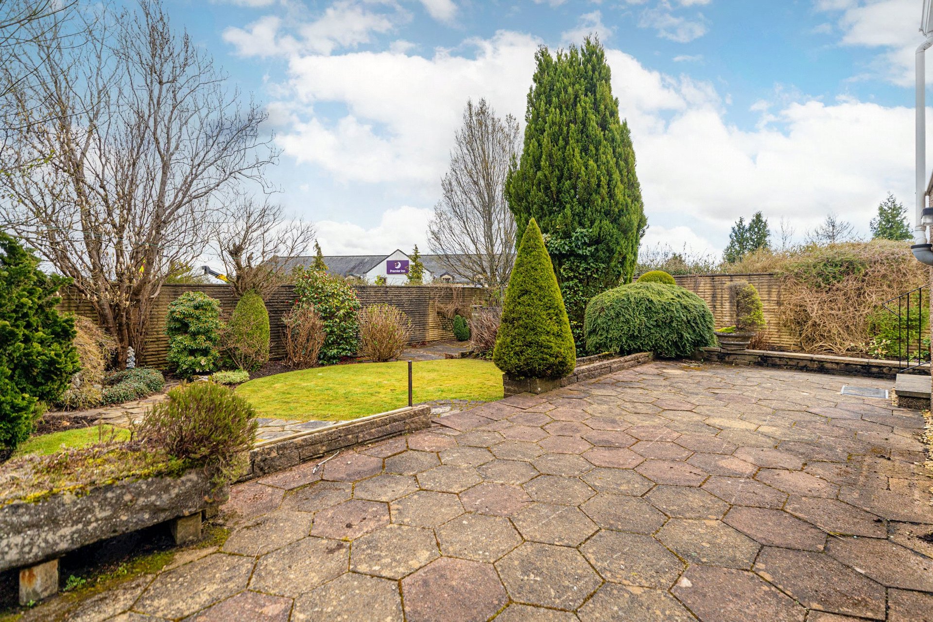 101 Main Street, Milngavie, G62 6JQ - Picture #2