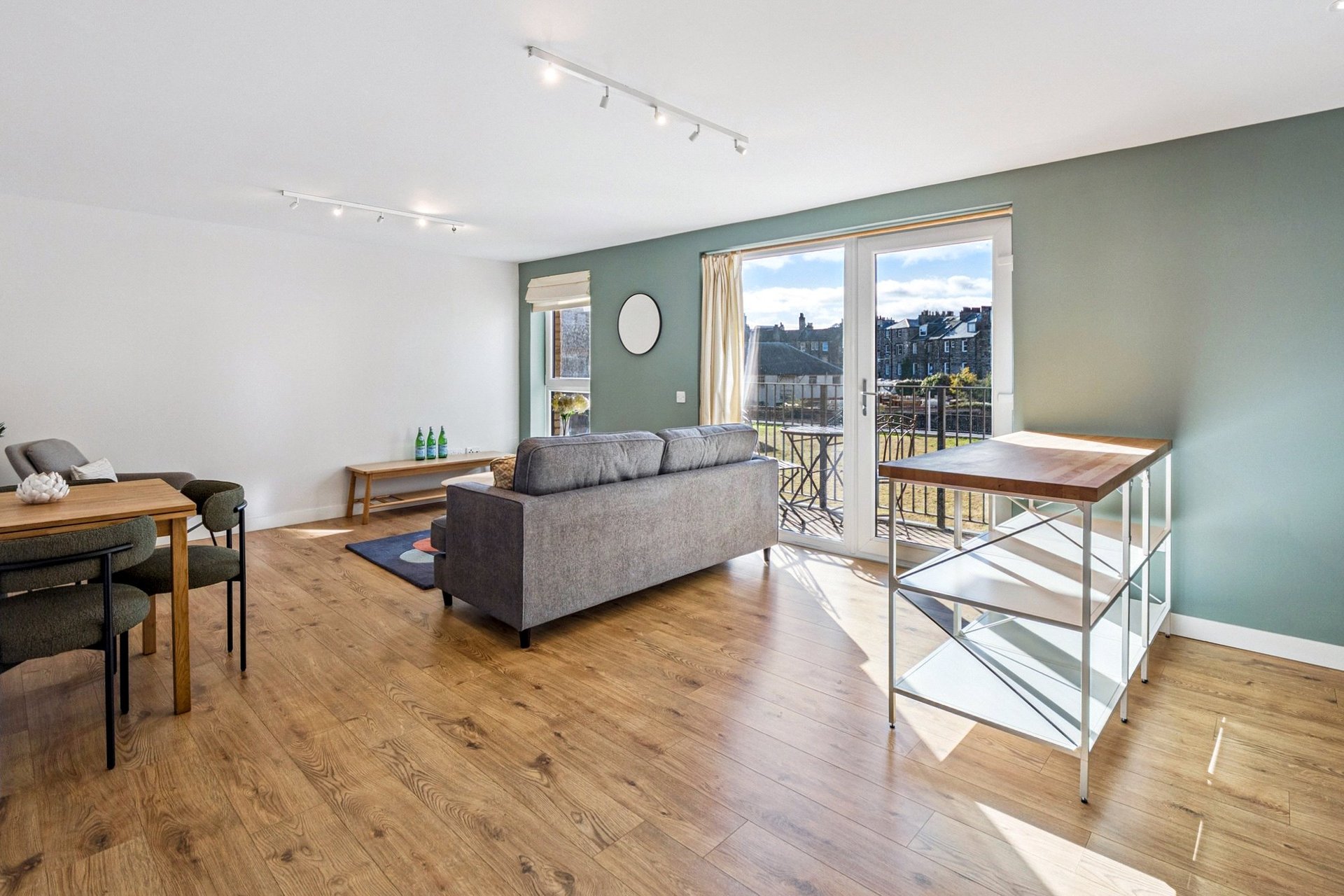 Flat 5, 4 Ropemaker Street, Edinburgh, EH6 7AN - Picture #3