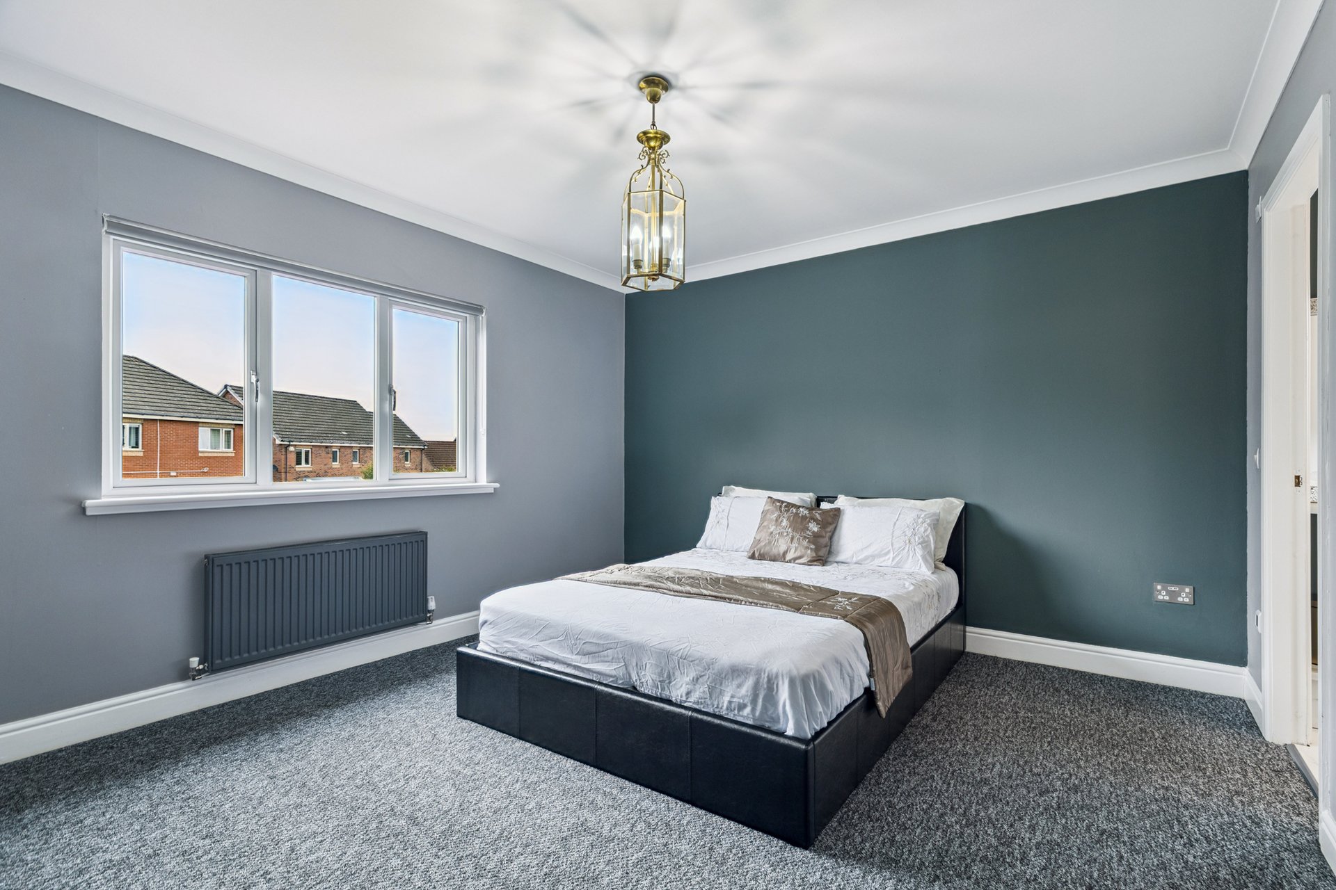 28 Deaconsbrook Road, Thornliebank, G46 7UX - Picture #16