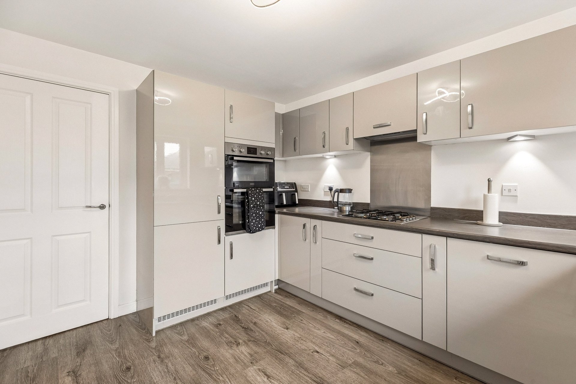 17 Staffin Way, Newton Mearns, Glasgow, G77 5GY - Picture #12