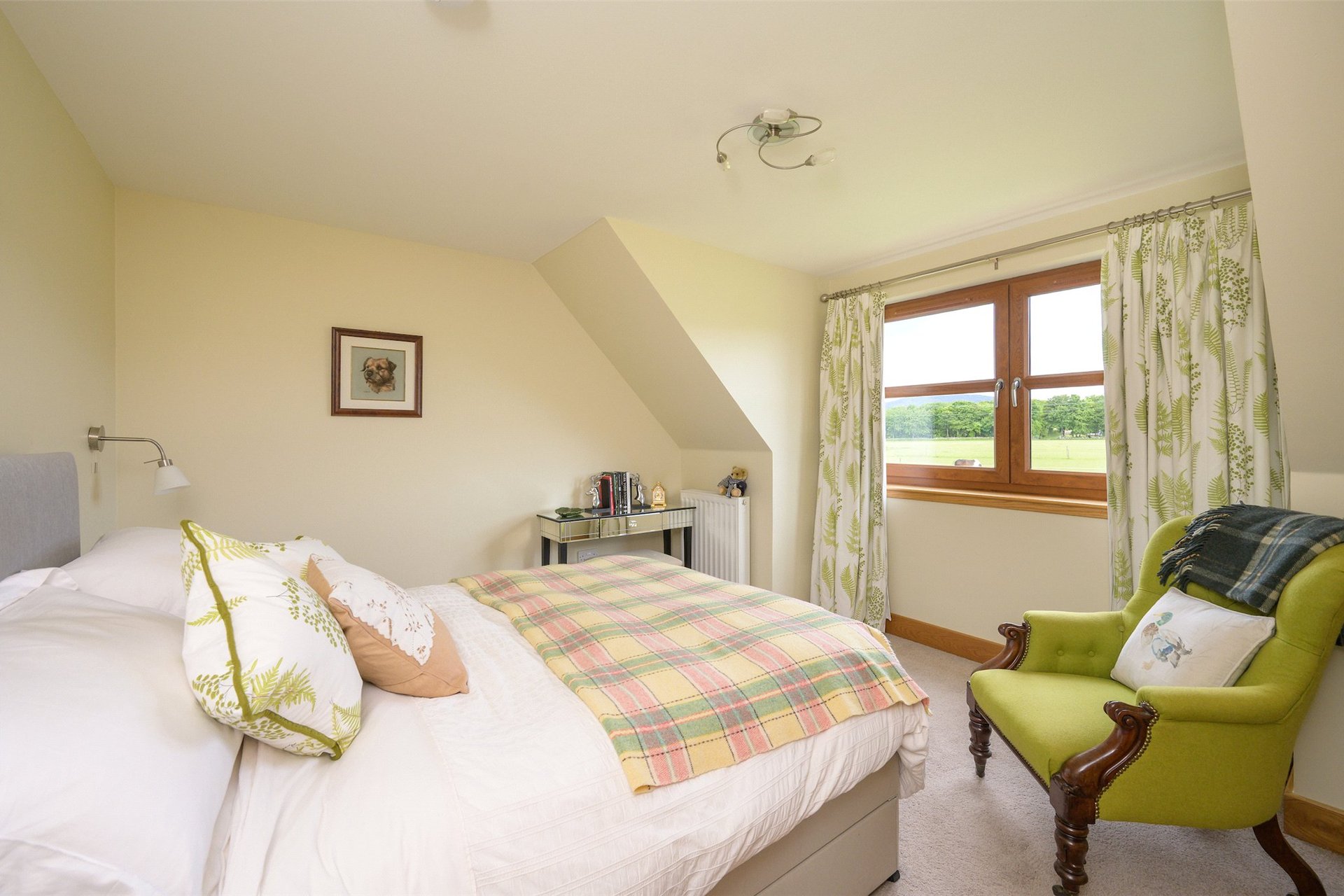 Auchlishie Farm, Kinnordy, Kirriemuir, Angus, DD8 4LS - Picture #11