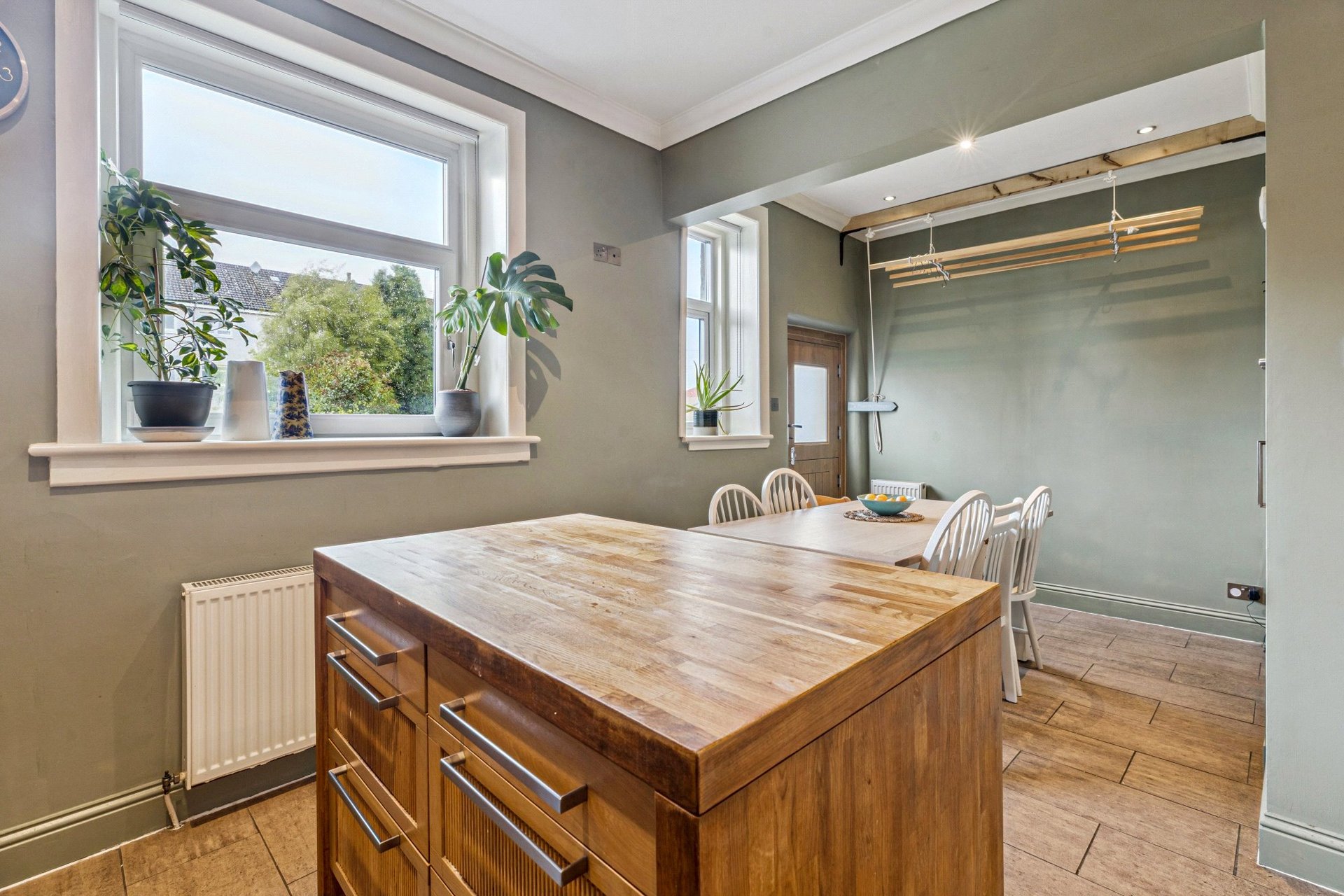 42 Lochlea Road, Newlands, Glasgow, G43 2YB - Picture #9