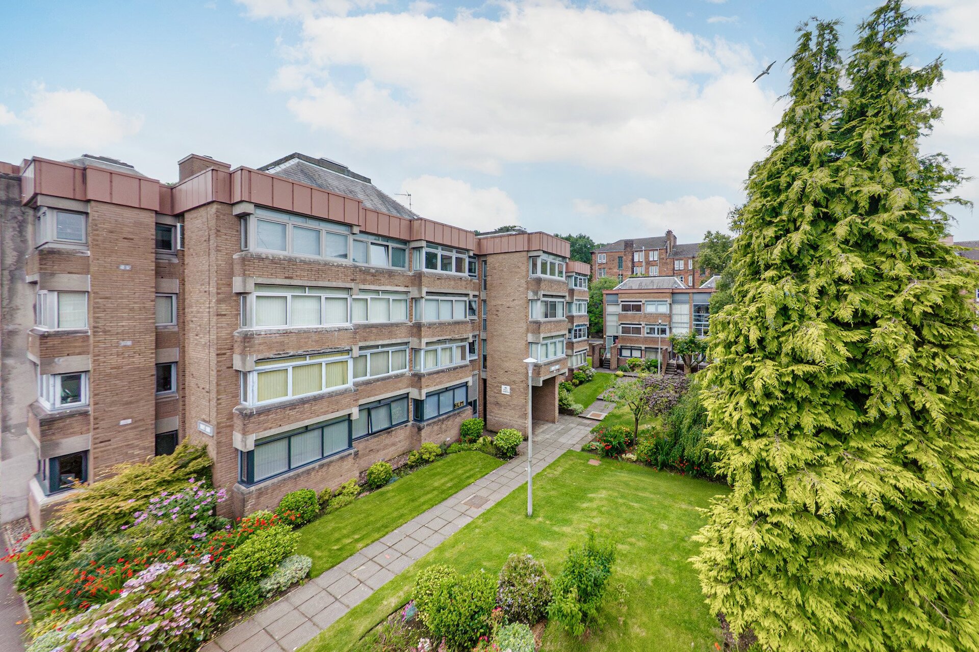 Flat 16, Dudley Court, 24 Lethington Avenue, Shawlands, Glasgow, G41 3HY - Picture #1