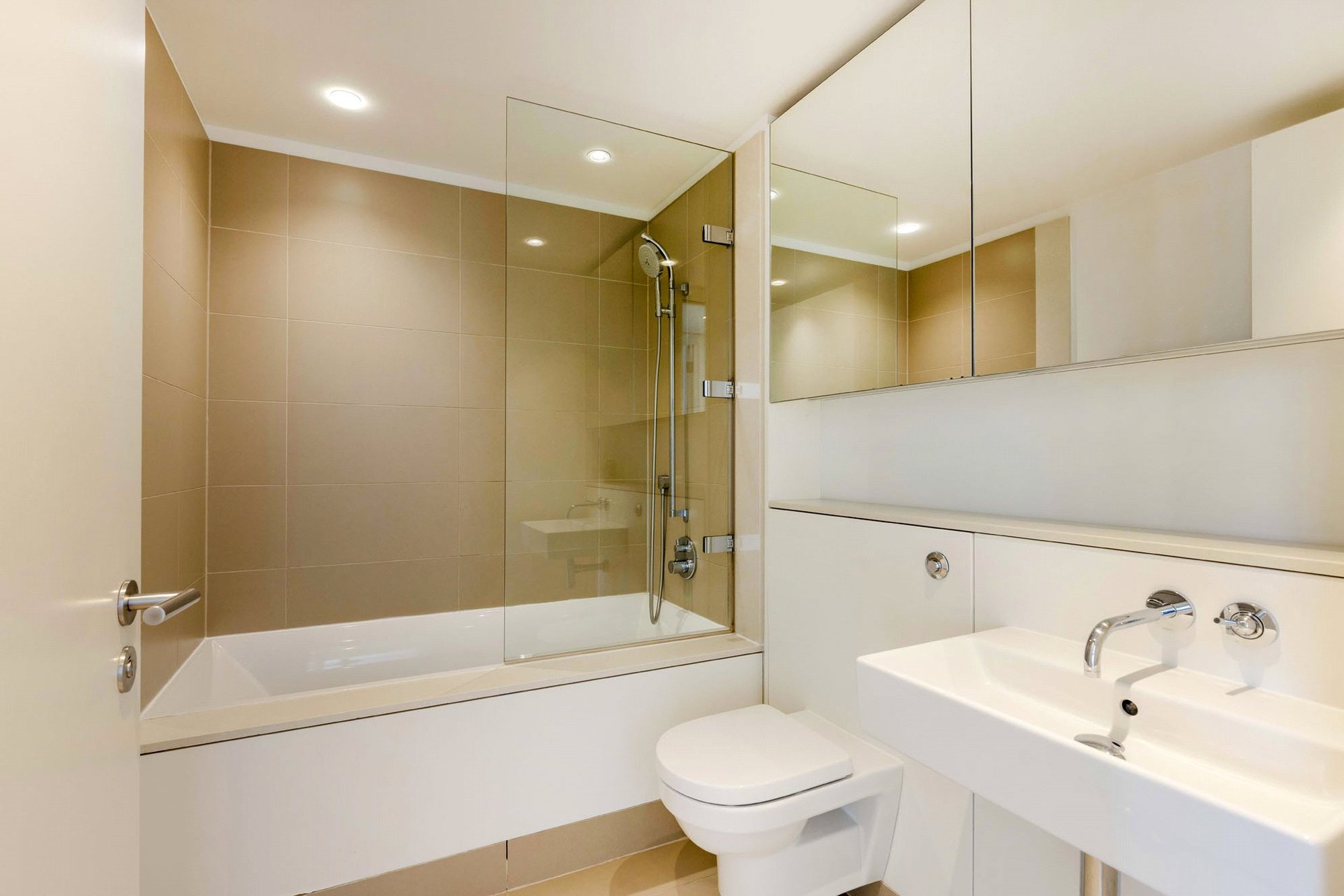 Flat 16, 18 Simpson Loan, Edinburgh, Midlothian, EH3 9GB - Picture #21