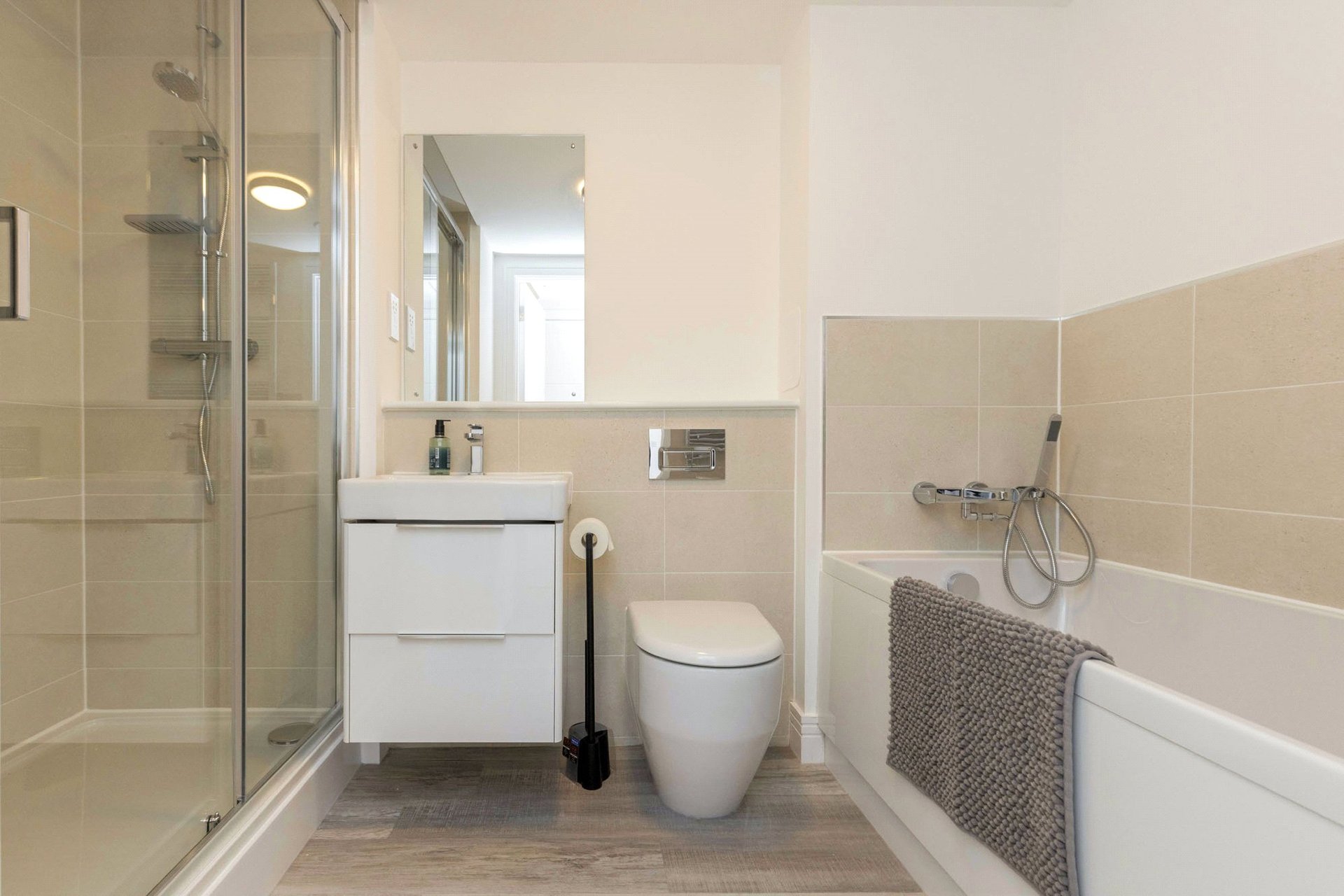 Flat 3, 27 Whinny Gait, South Queensferry, City of Edinburgh, EH30 9EL - Picture #14