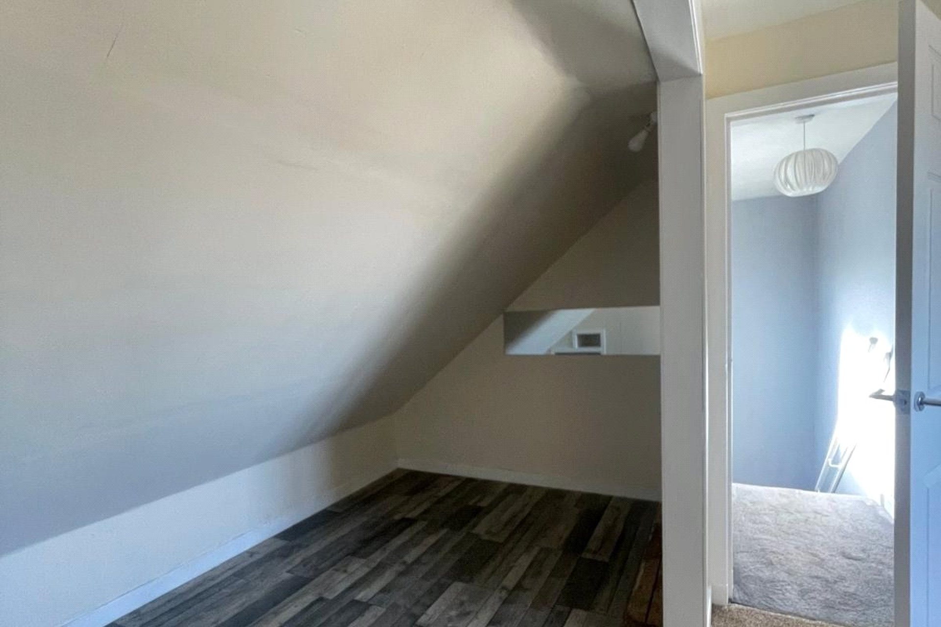8 Douglas Court, Denholm, Hawick, Scottish Borders, TD9 8NT - Picture #9