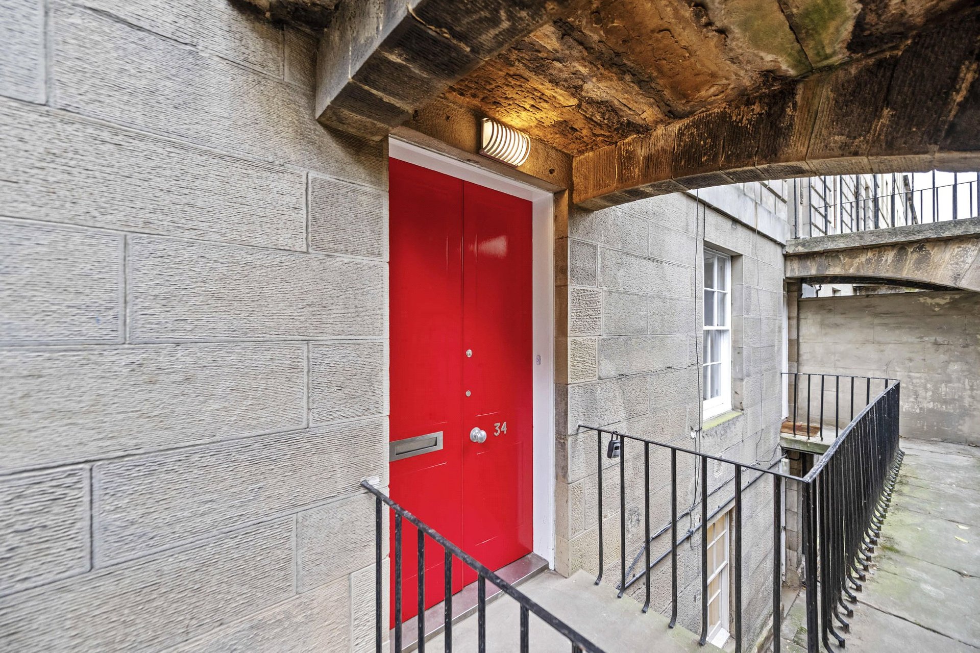 34 Clarence Street, Edinburgh, EH3 5AF - Picture #3