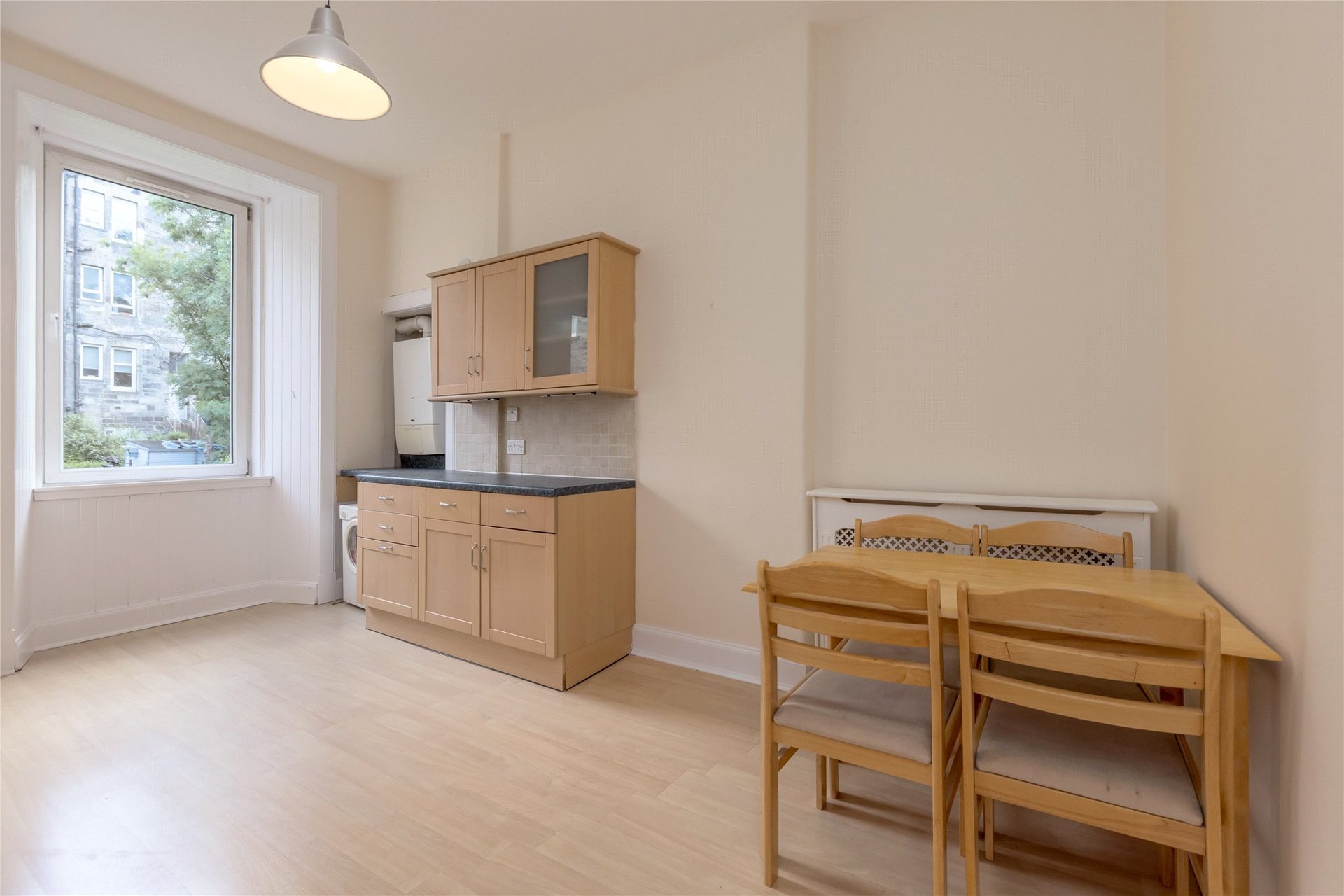 4/1 Meadowbank Terrace, Edinburgh, EH8 7AR - Picture #3