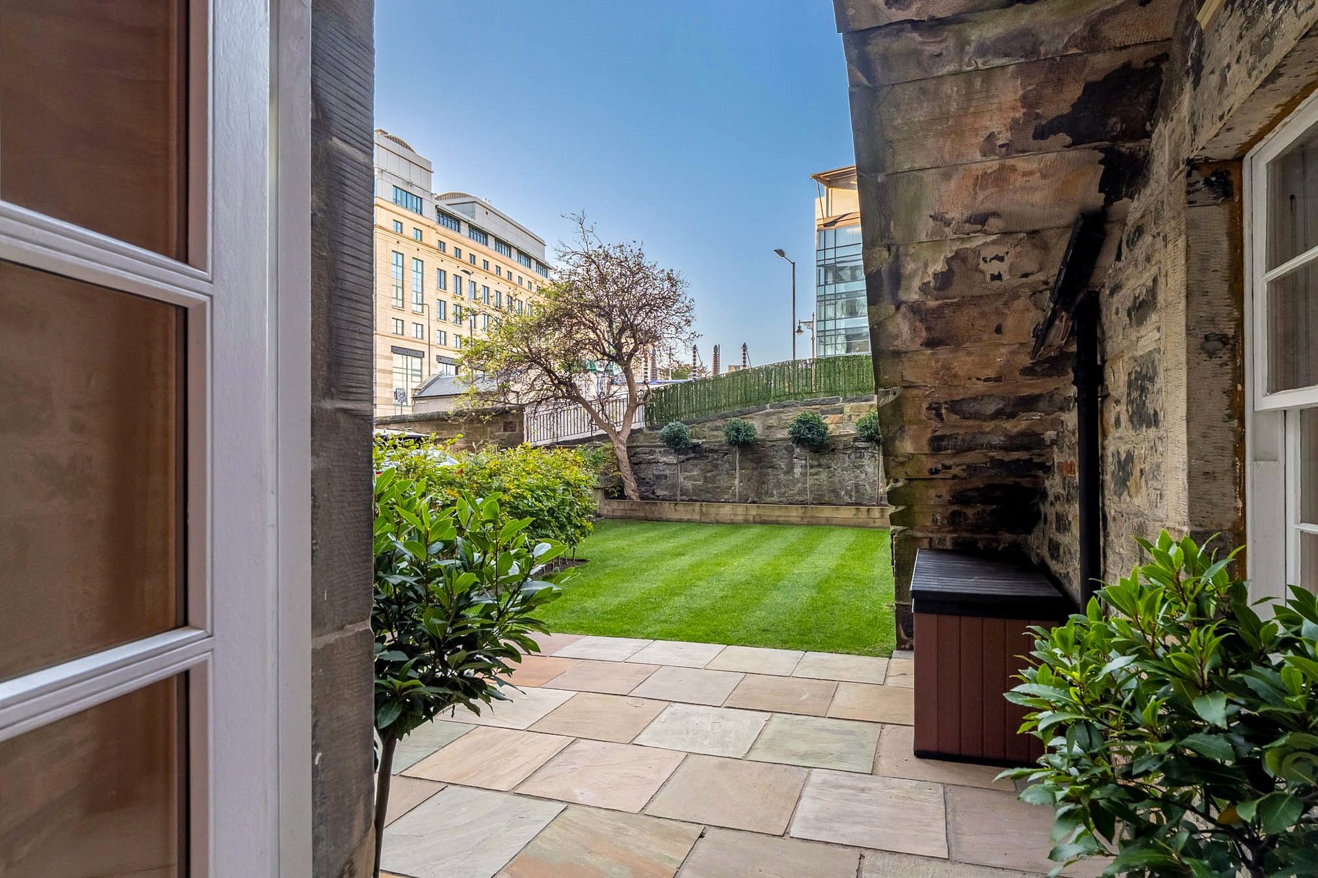 7 Rutland Court Lane, Edinburgh, EH3 8ES - Picture #8