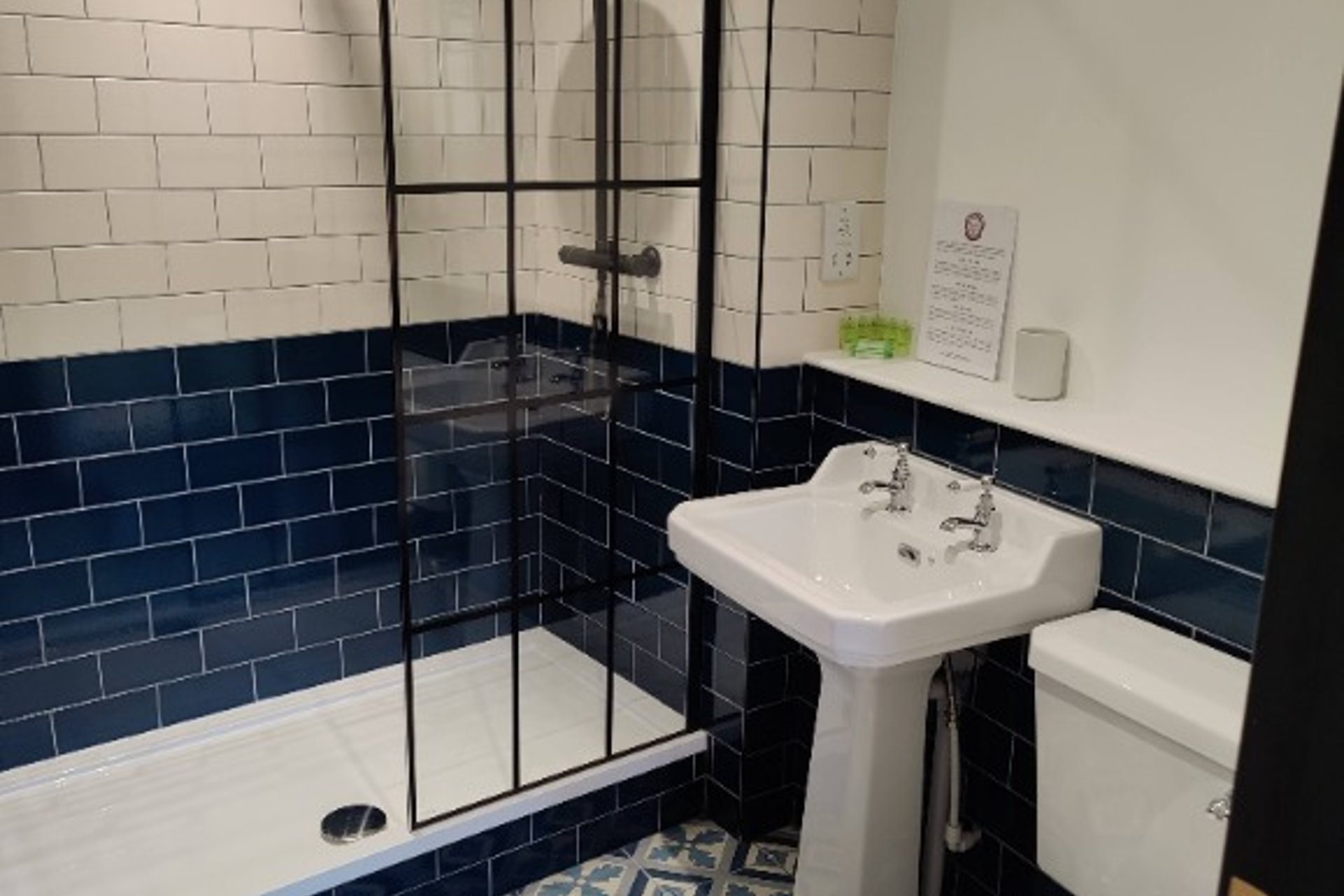 Artists Sanctuary, 53 Lanark Road, Slateford, Edinburgh, EH14 1TL - Picture #13