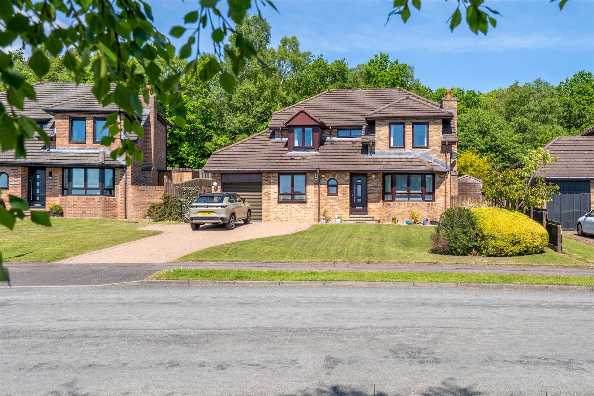 44 Moorfoot Way, Bearsden, G61 4RL - Picture #1