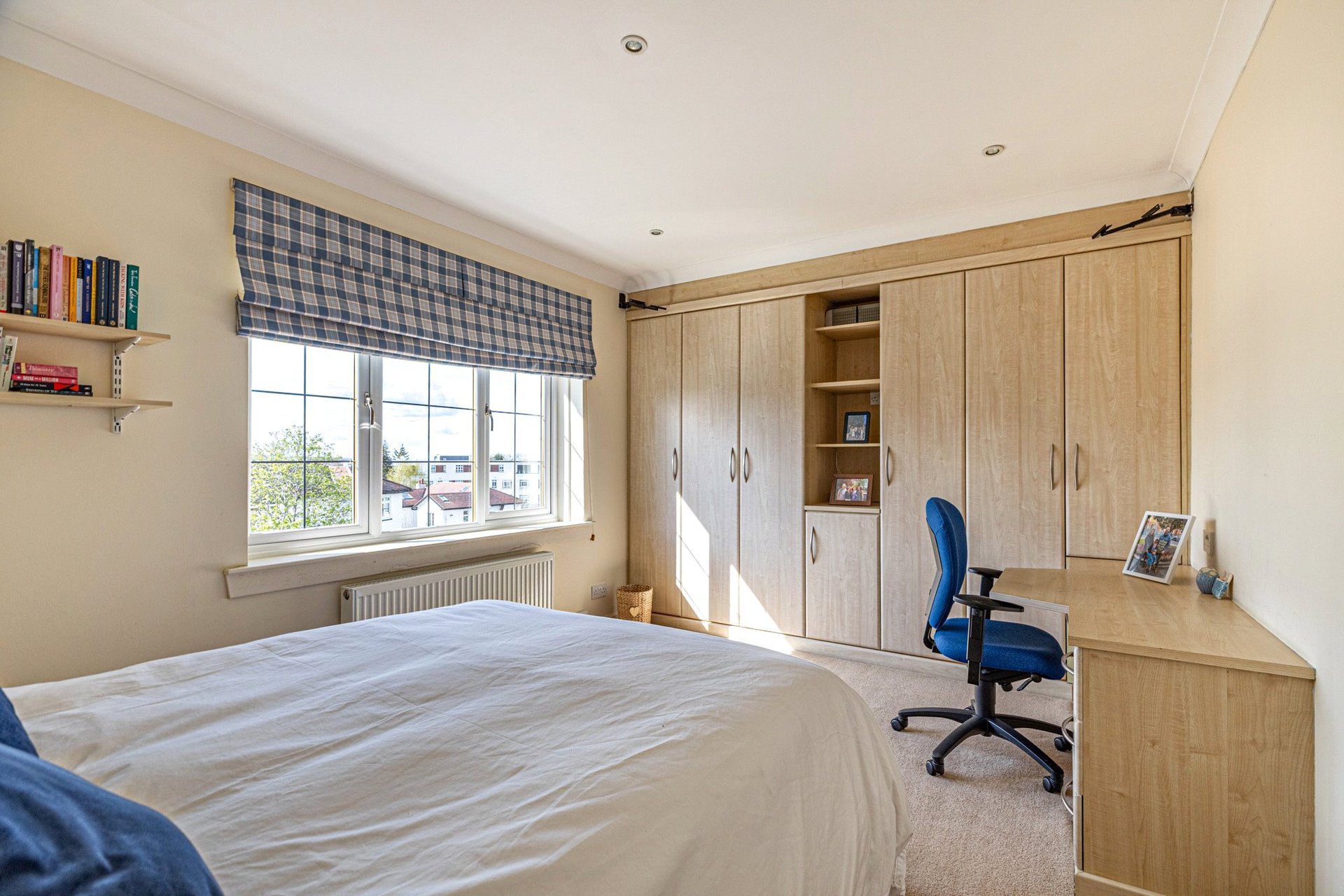 18 Falkland Avenue, Newton Mearns, Glasgow, G77 5DR - Picture #28