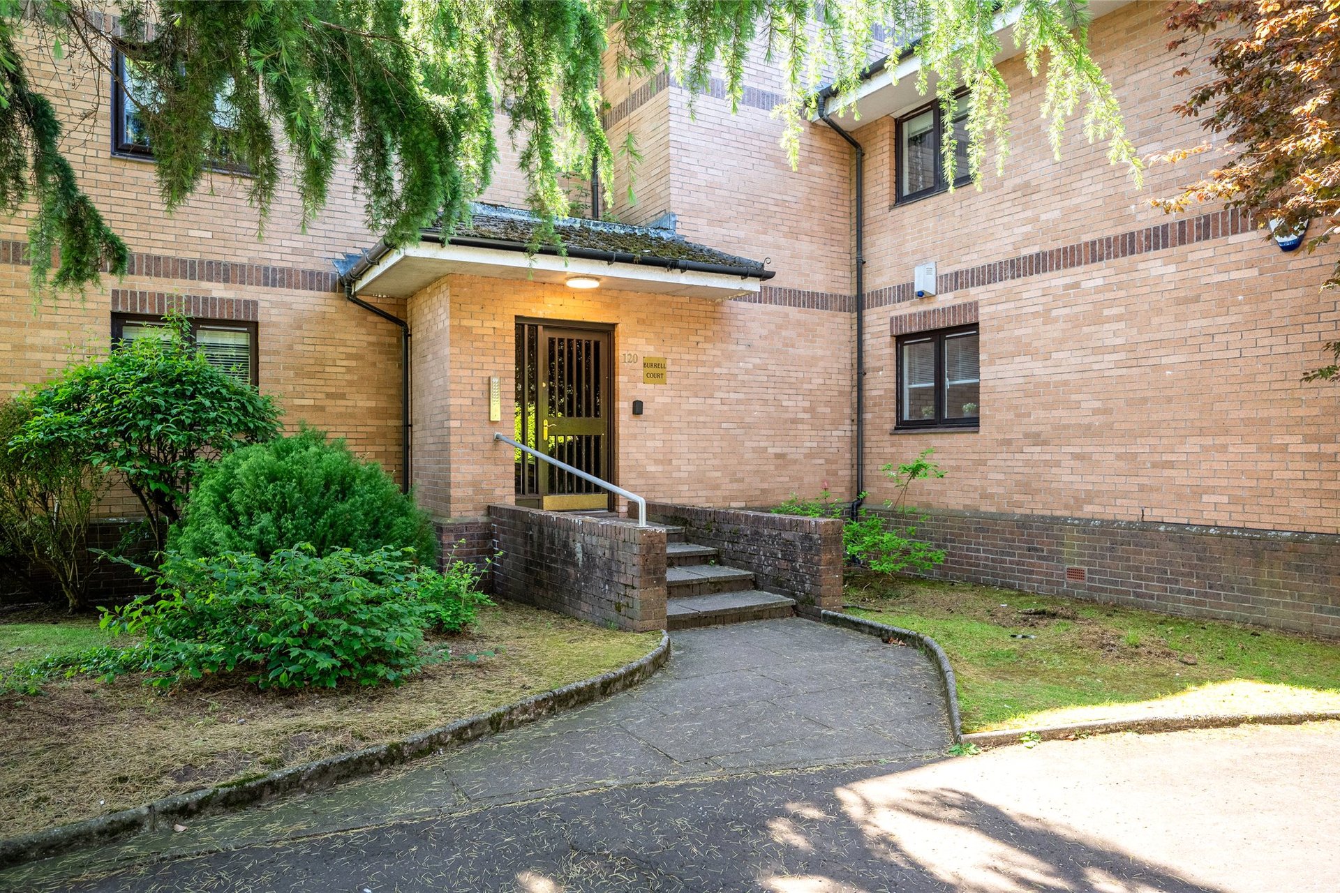 12 Burrell Court, 120 St. Andrews Drive, Pollokshields, Glasgow, G41 4RB - Picture #4