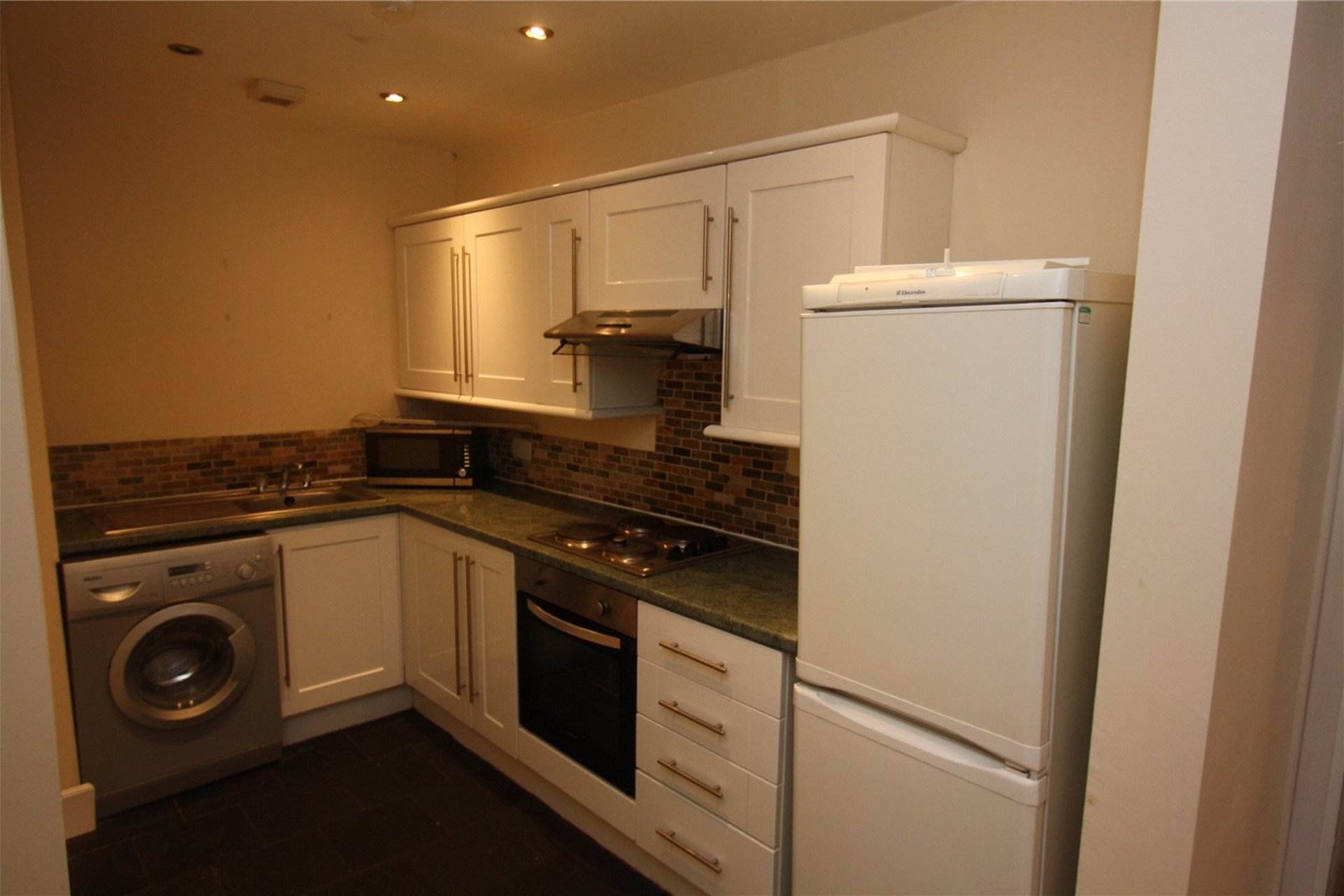 Flat 3/2, 1306 Paisley Road West, Bellahouston, Glasgow, G52 1DB - Picture #4