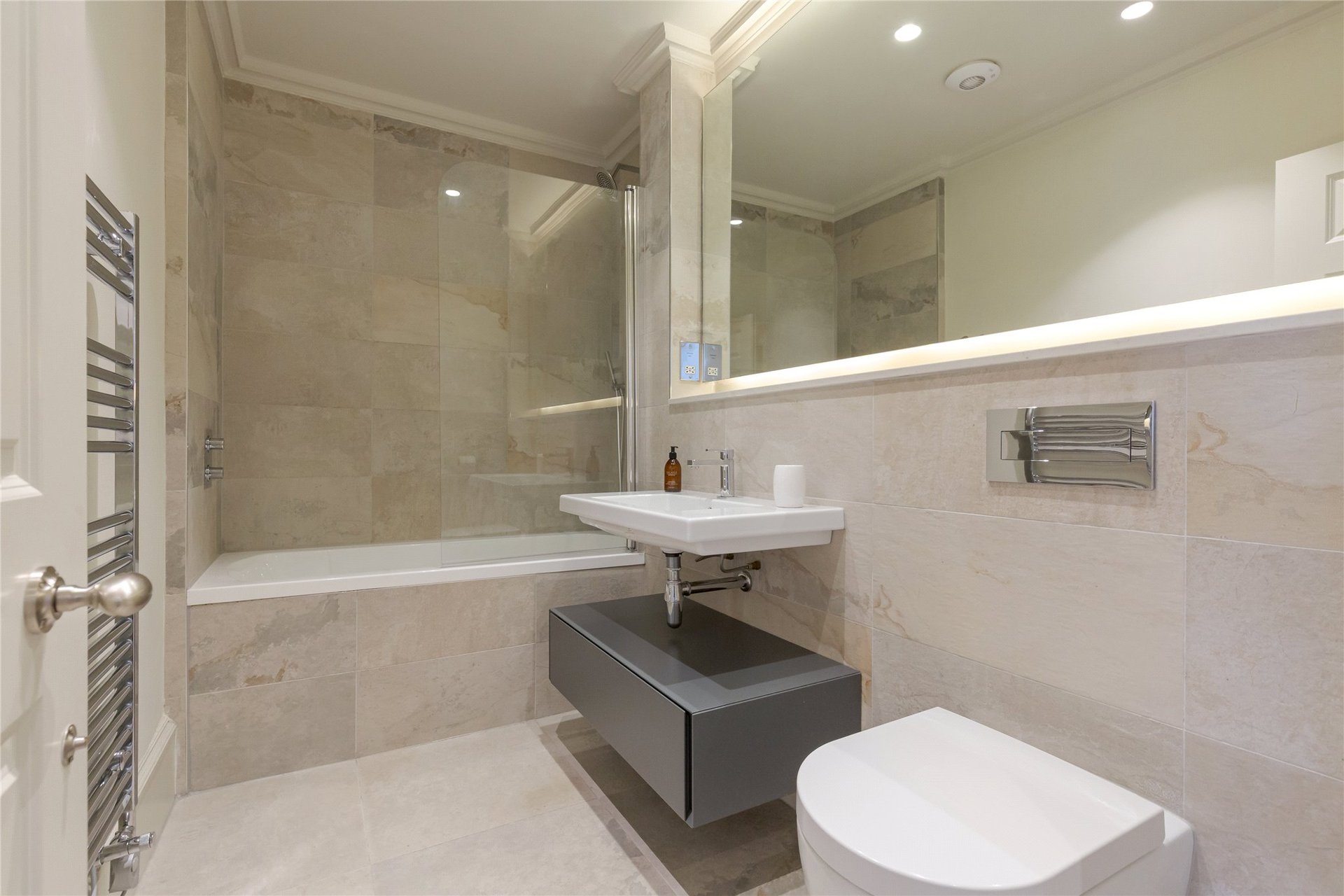 56/3 Queen Street, Edinburgh, EH2 3NS - Picture #22