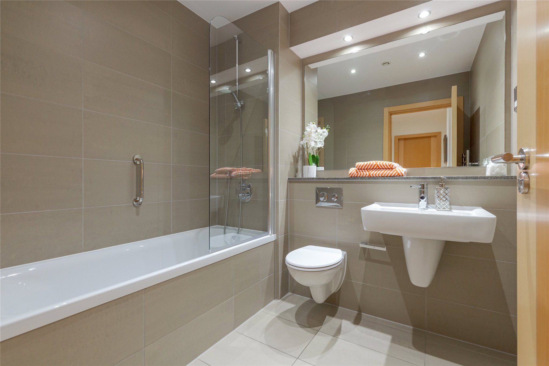 2/8 Western Harbour Place, Western Harbour, Edinburgh, EH6 6NG - Picture #14