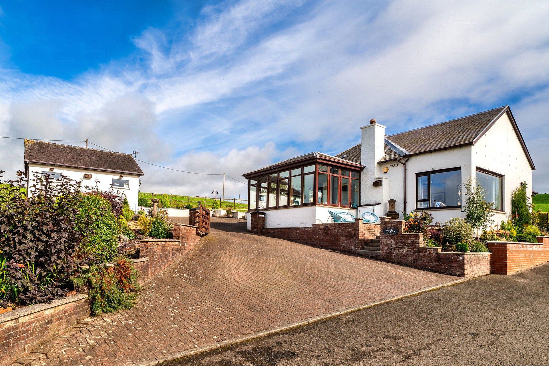 Kintra Cottage, Carman Road, Cardross, Dumbarton, Argyll and Bute, G82 5ER - Picture #8