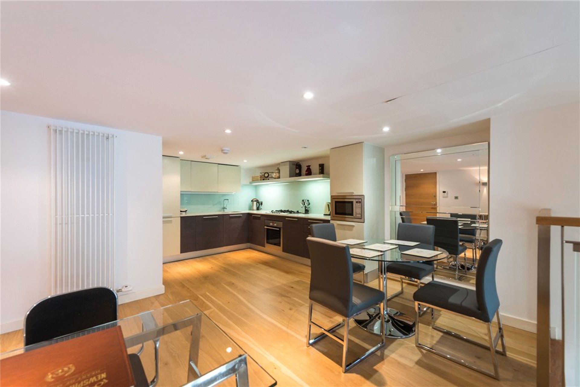 Flat 7, 19 Simpson Loan, Edinburgh, Midlothian, EH3 9BS - Picture #8