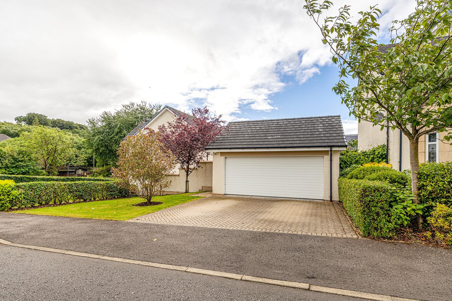 1 Hillfield Drive, Newton Mearns, Glasgow, G77 6GD - Picture #50