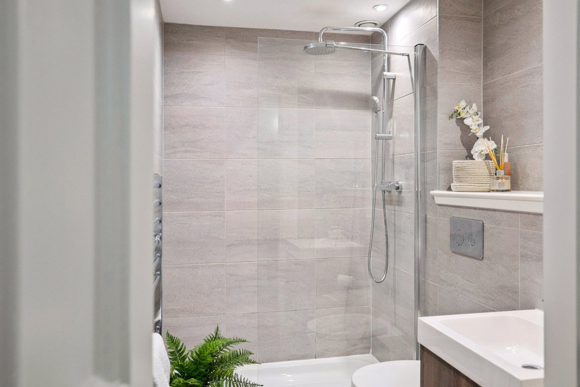 First Floor, 17 Belhaven Terrace West, Dowanhill, Glasgow, G12 0UL - Picture #31