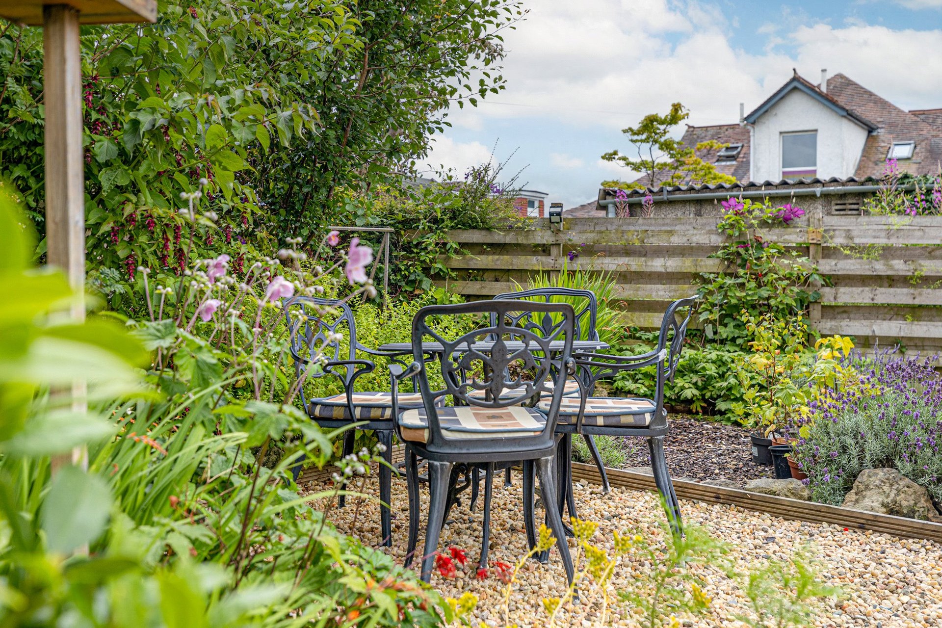 13 Vivian Avenue, Milngavie, G62 6DW - Picture #40